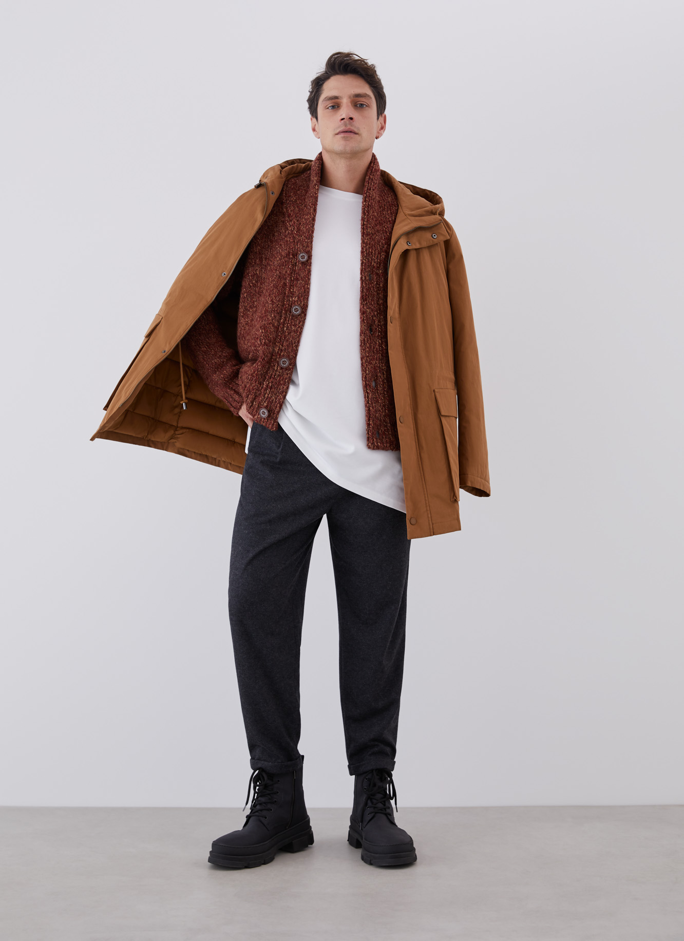 Cotton padded parka with hood image number 5