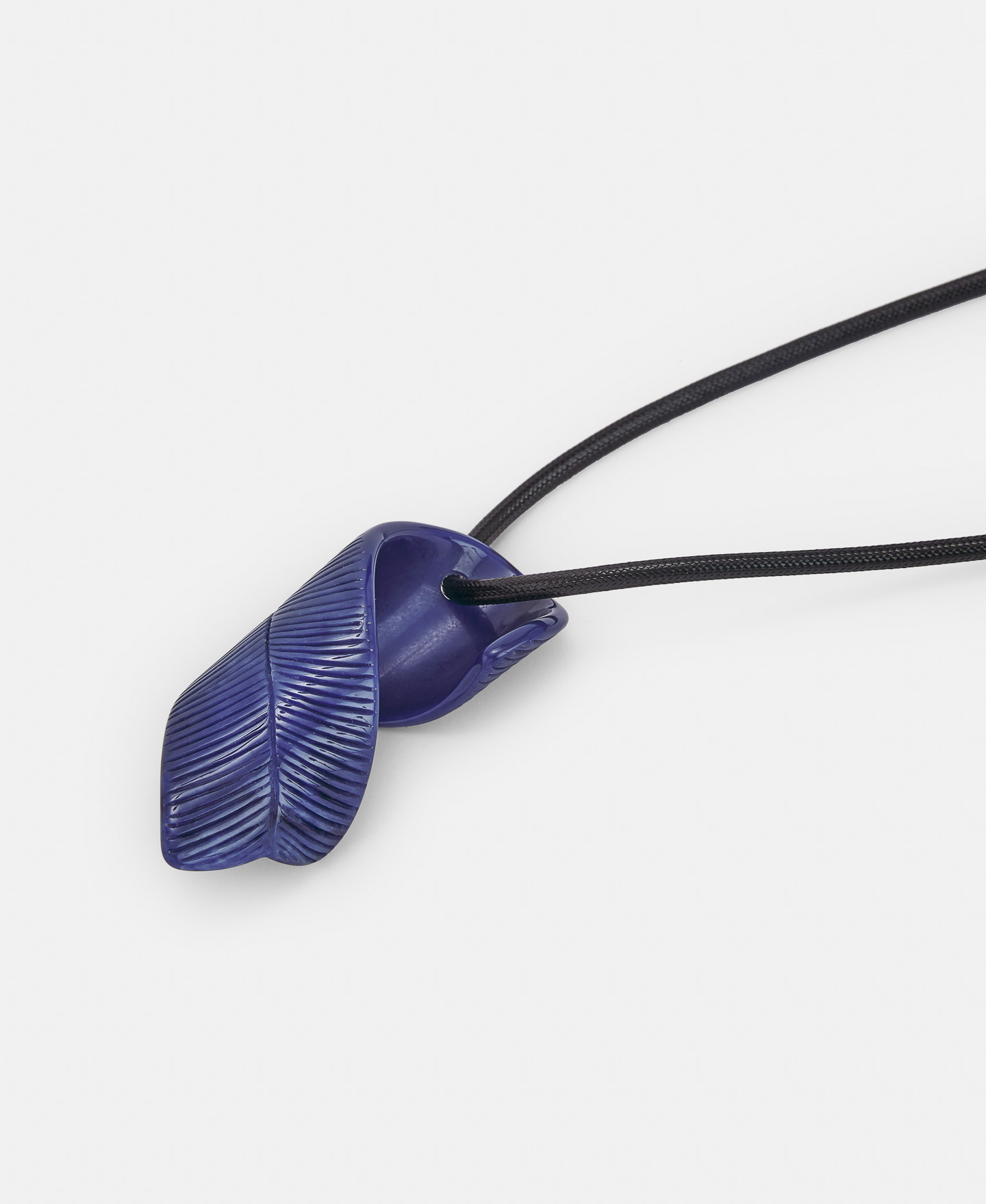 Resin twist pendant image number 1