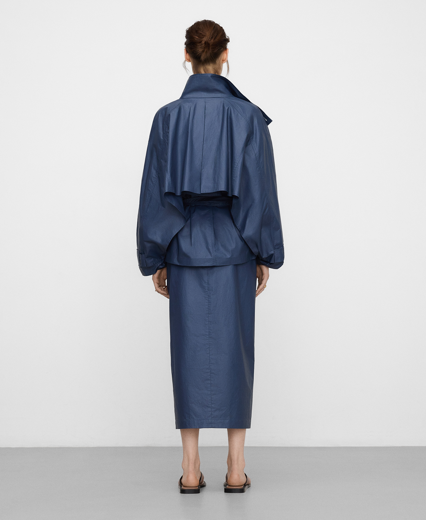Funnel neck short trench coat image number 2