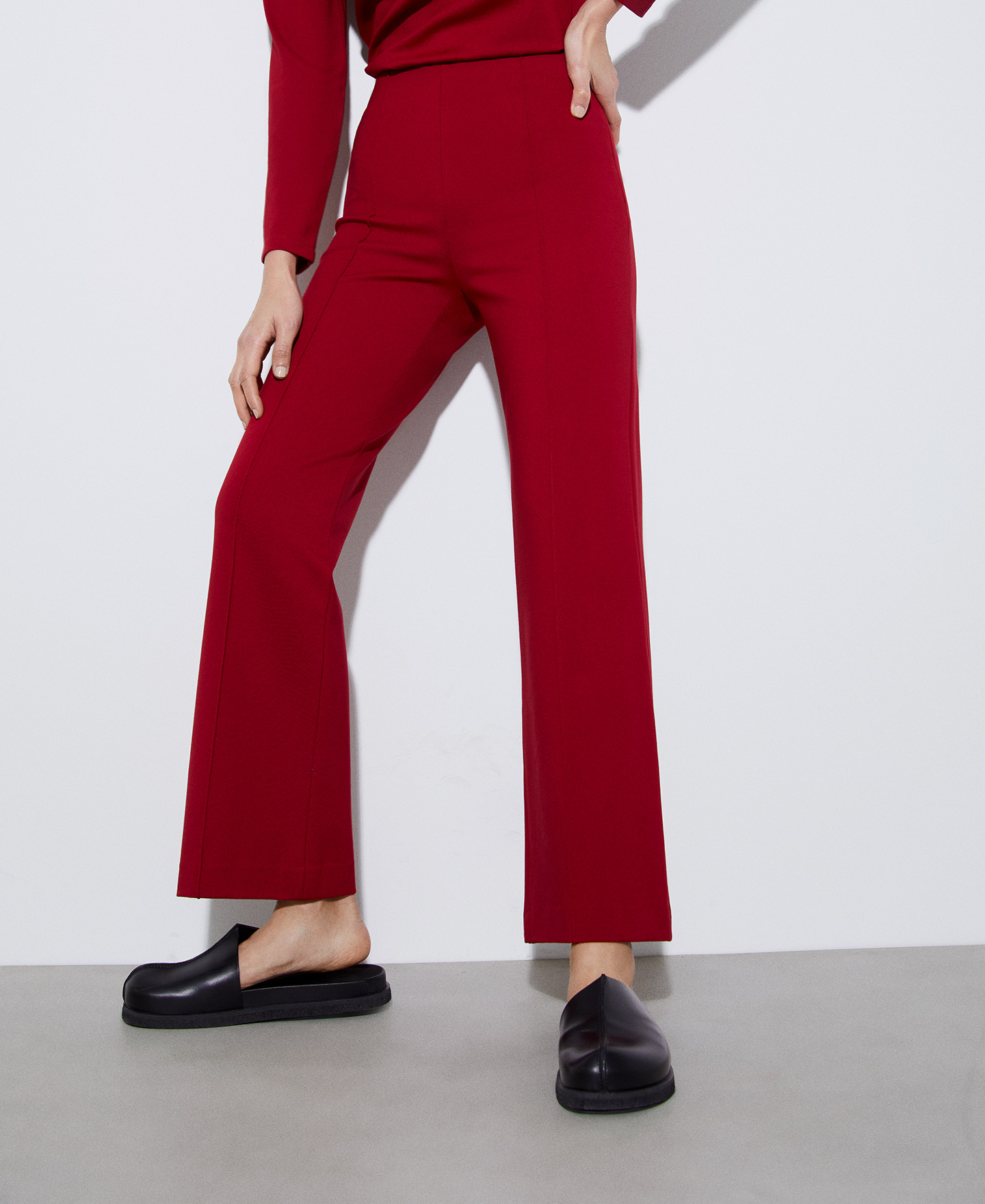 Responsible Ecovero viscose trousers image number 0