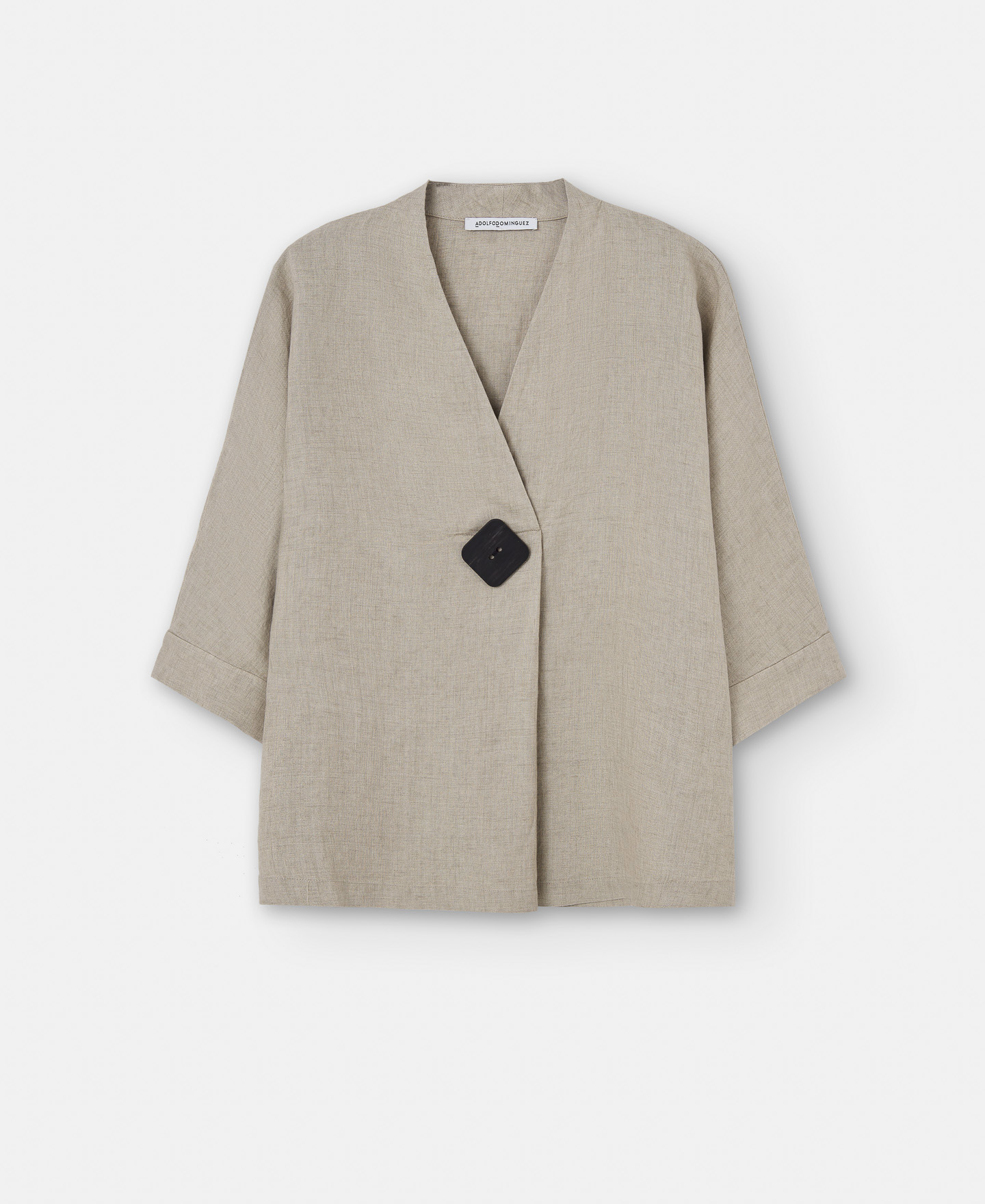 European responsible linen shirt image number 4