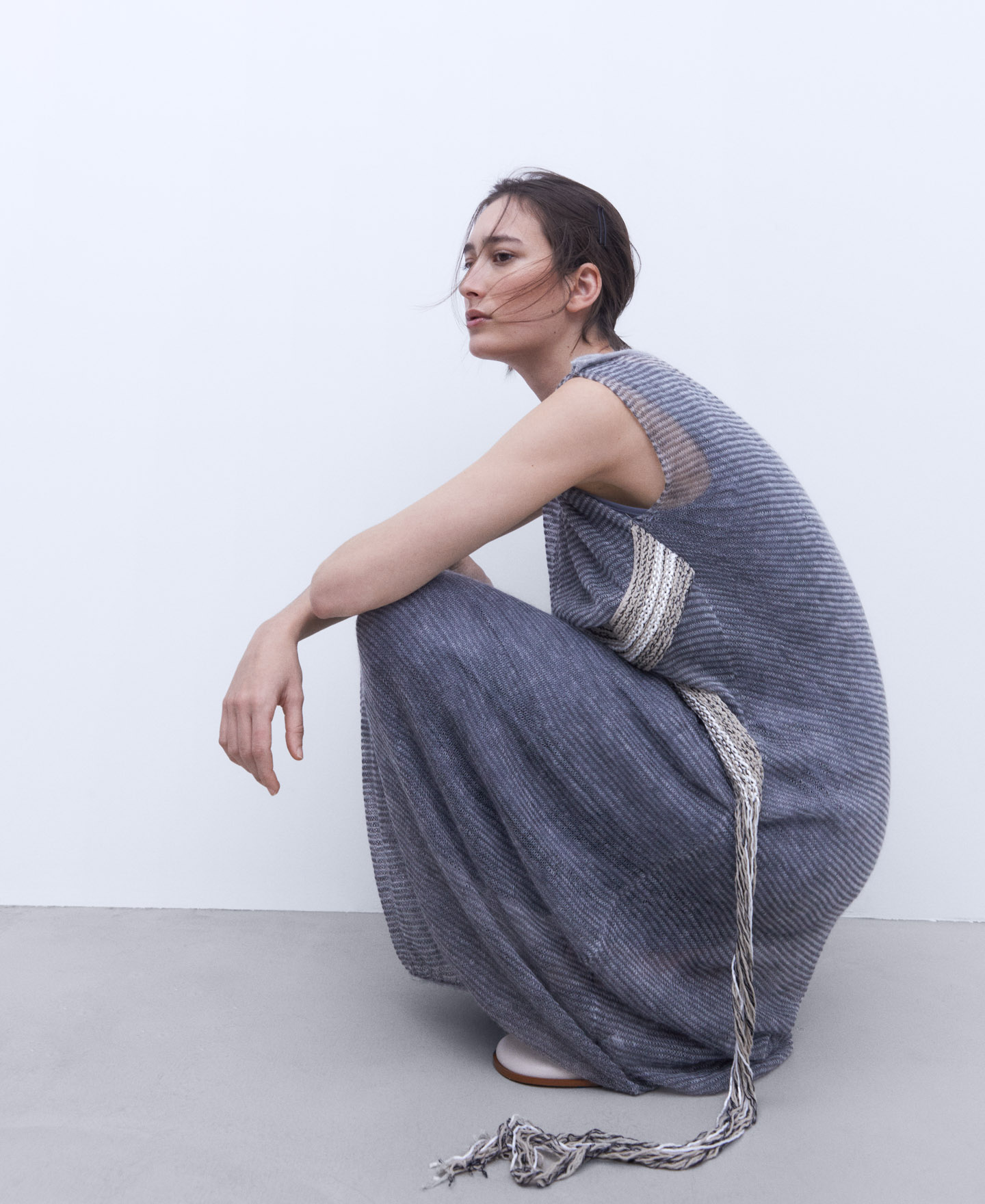 Long dress with jacquard details image number 4