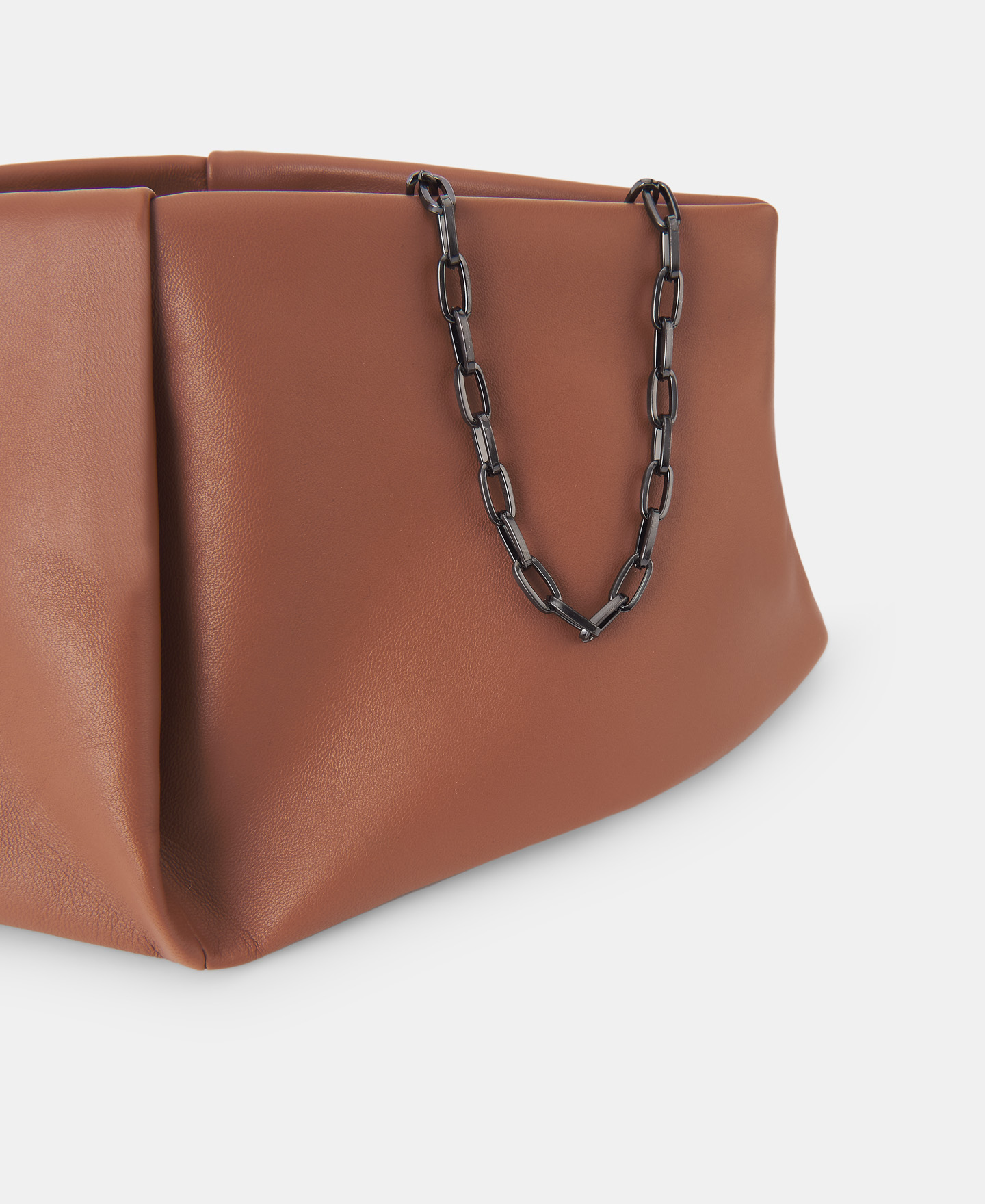 Bolso Vulvi en piel napa image number 2