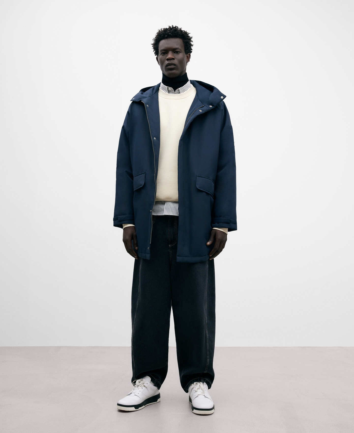 Parka bleue molletonnée à manches raglan image number 1