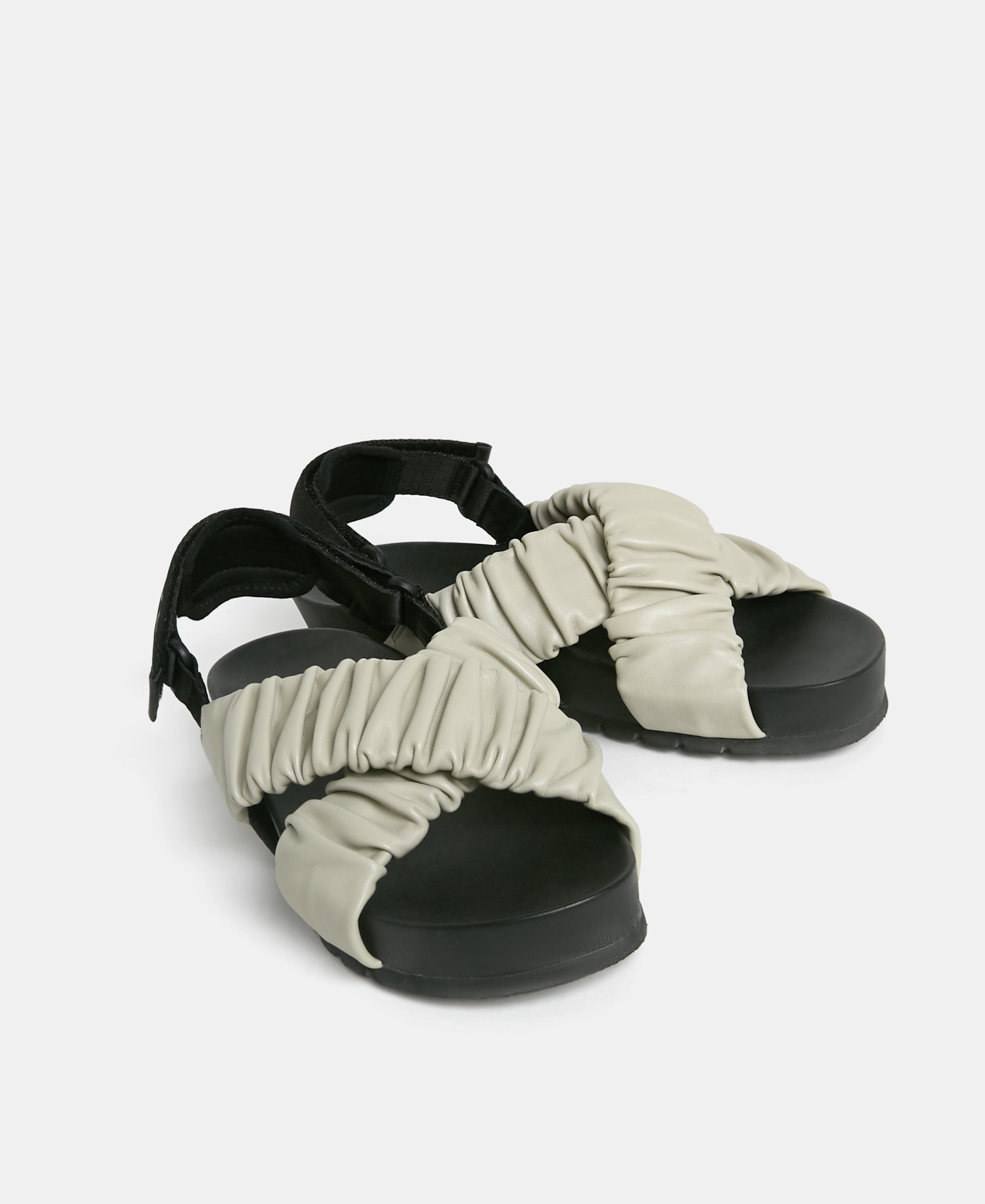 Sandals with crossed shovels image number 1
