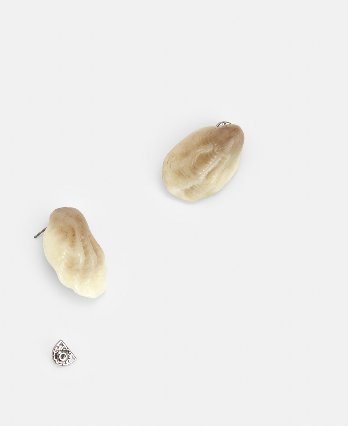 Pendientes concha en resina image number 2