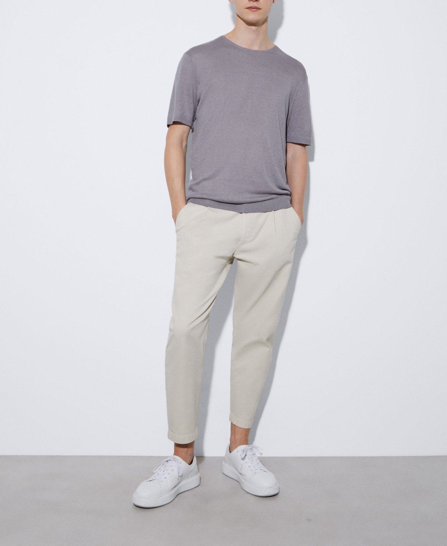 Linen knitted crew neck t-shirt image number 1