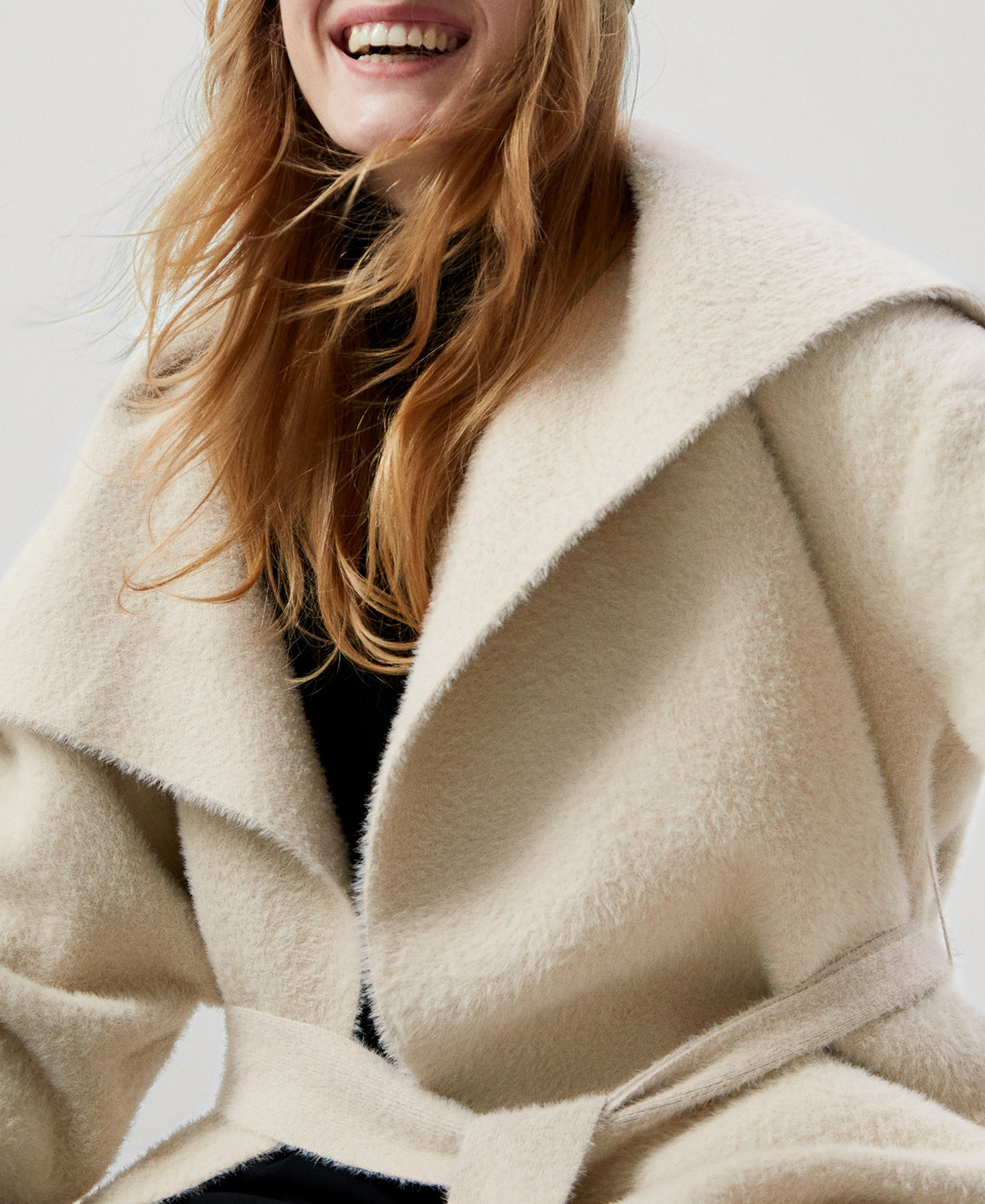 Oversize funnel collar jacket image number 3