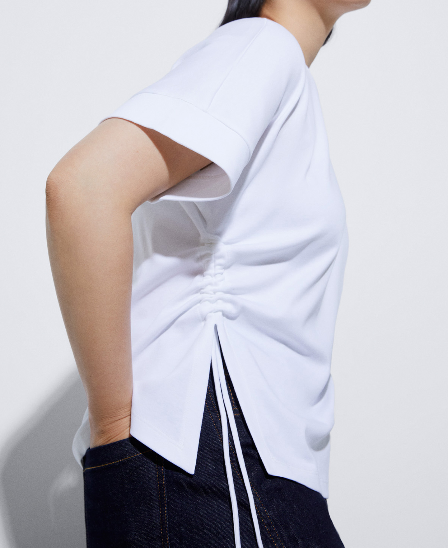 T-shirt with cotton waistbands image number 3