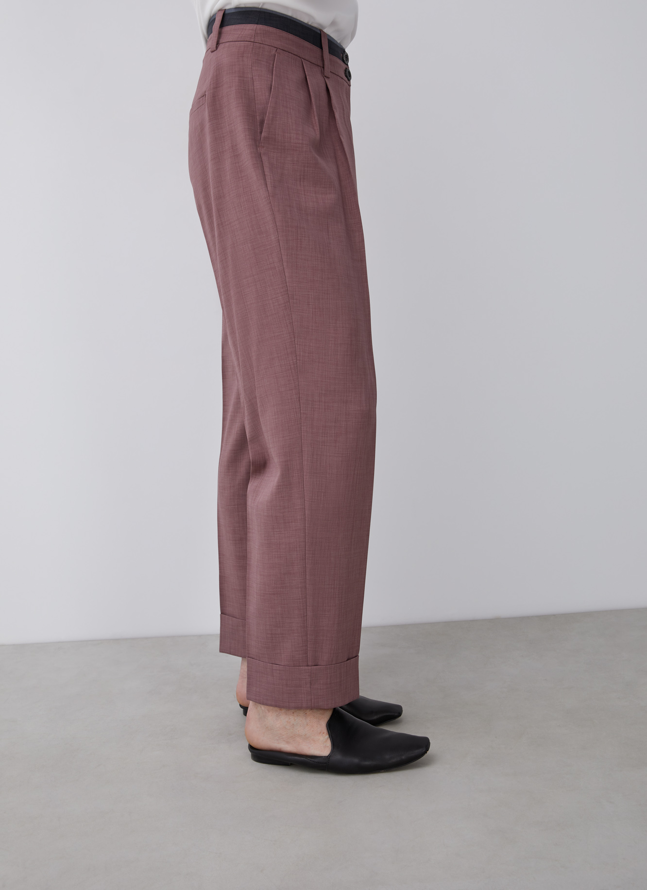 Straight trousers with darts image number 2