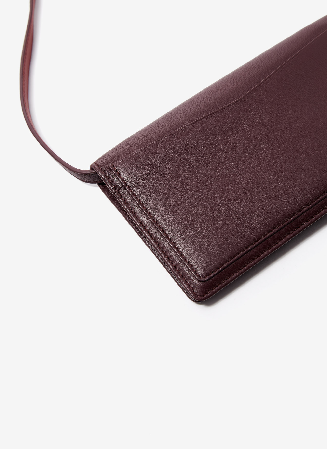 Two-coloured clutch in nappa leather image number 1