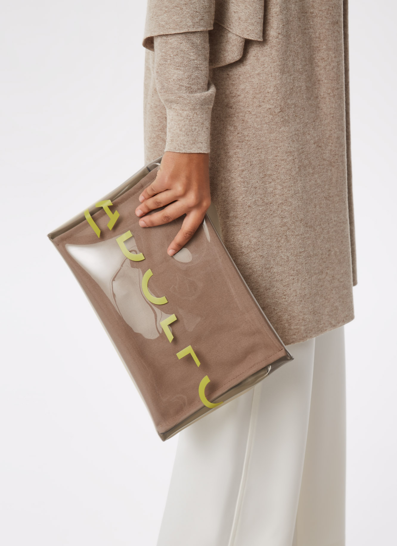 Transparent clutch bag with cotton pouch image number 5