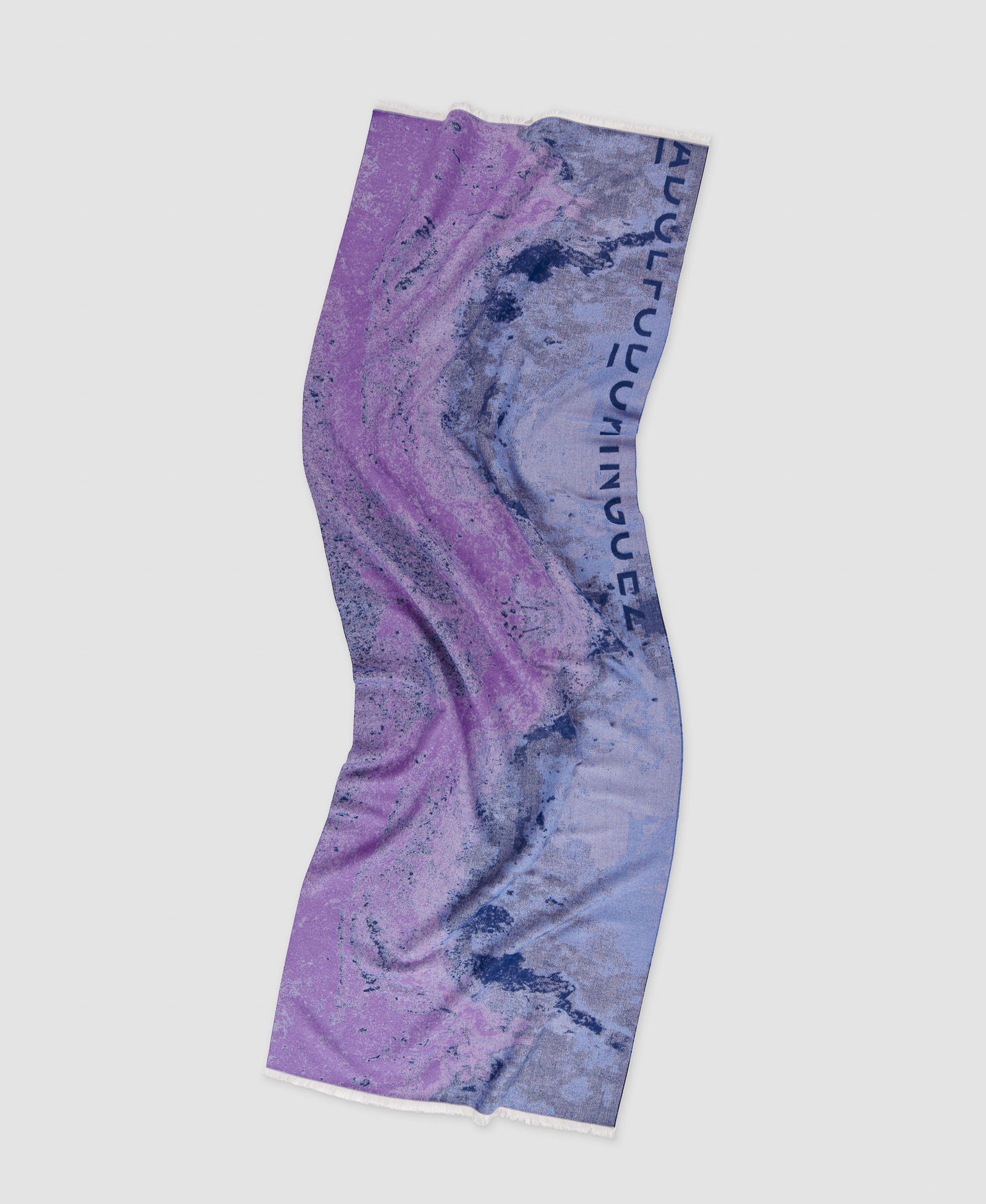 Jacquardized print scarf image number 1