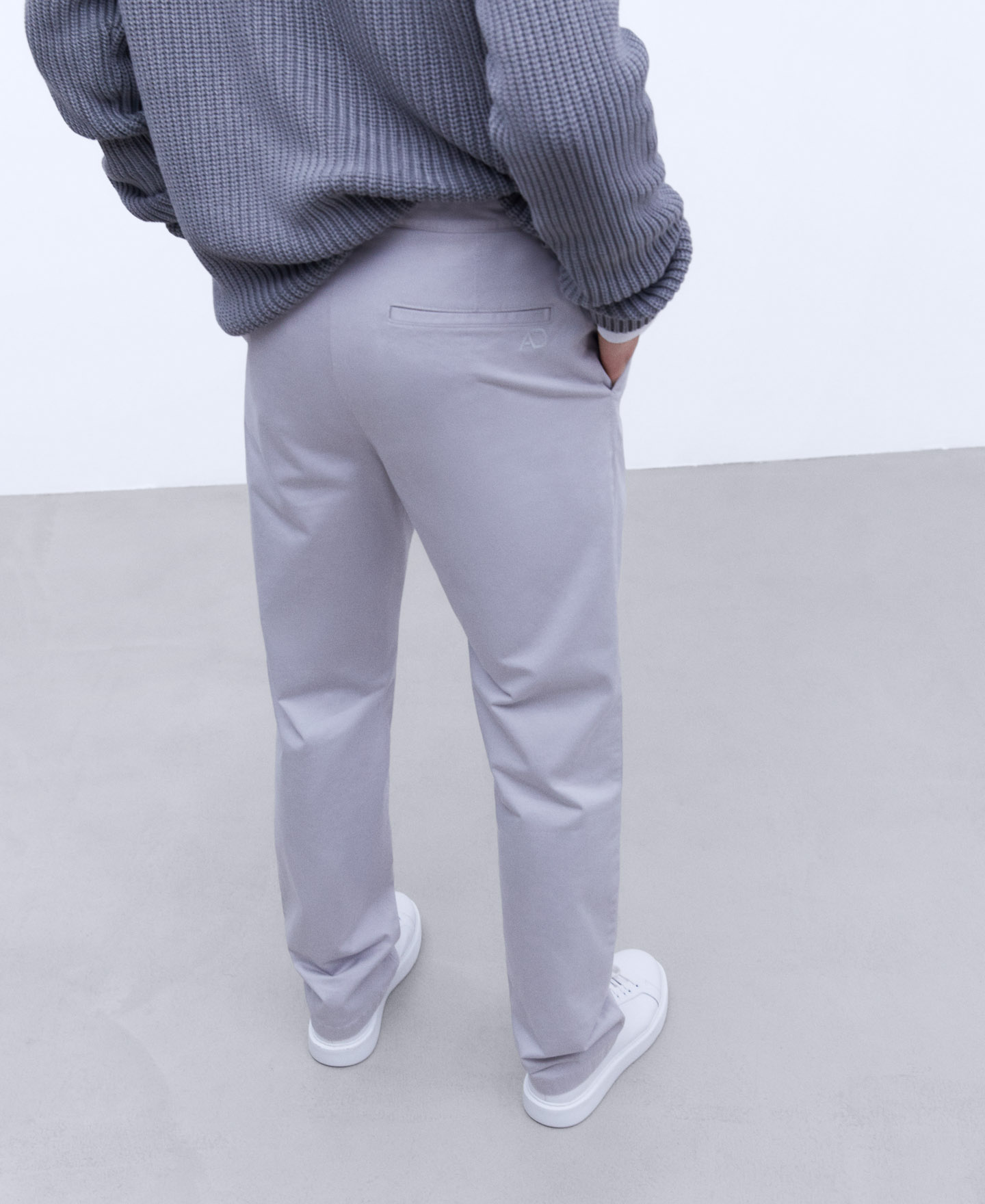 Pantalón chino en twill de algodón image number 2