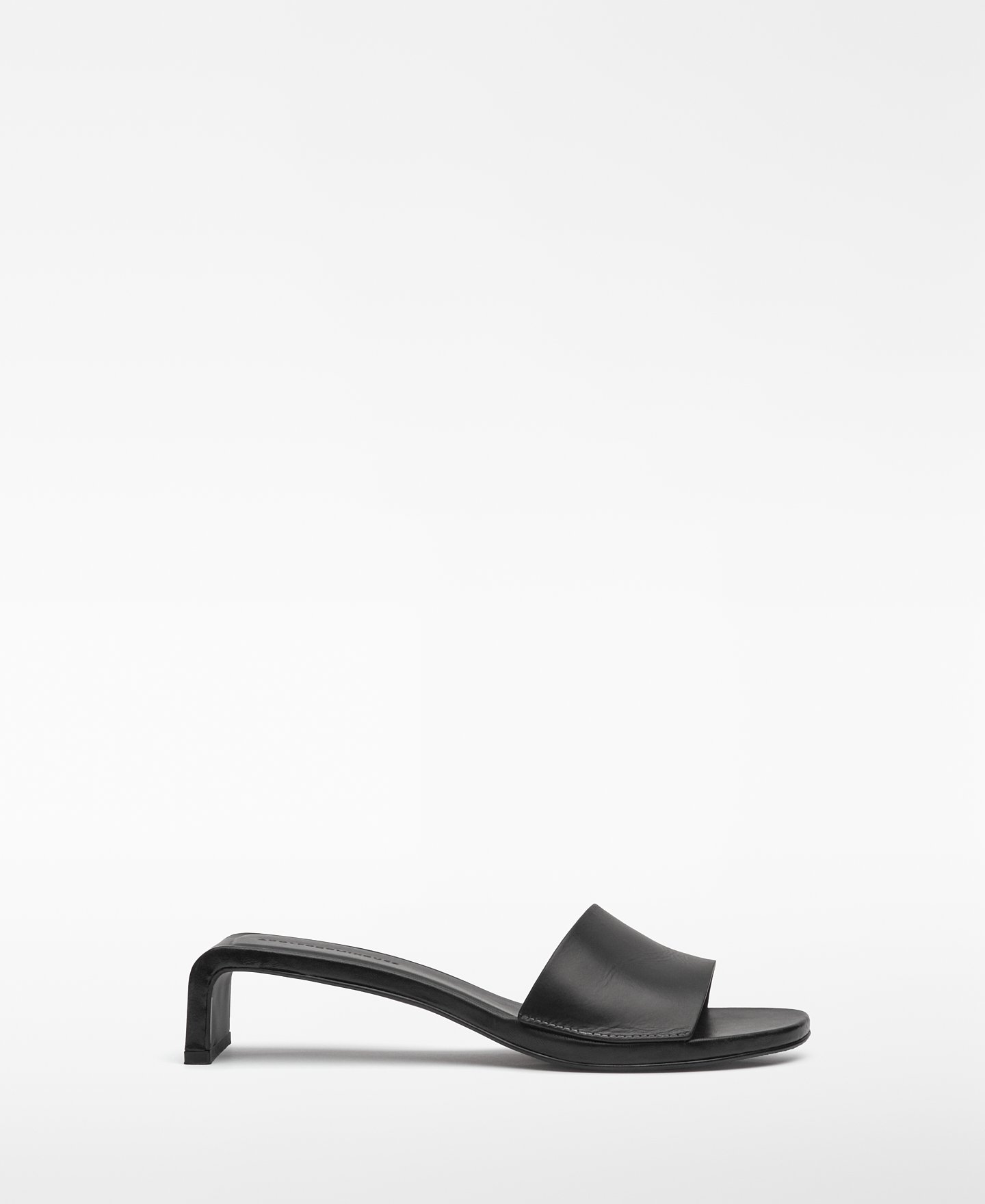 Continuous last leather sandal woman image number 0