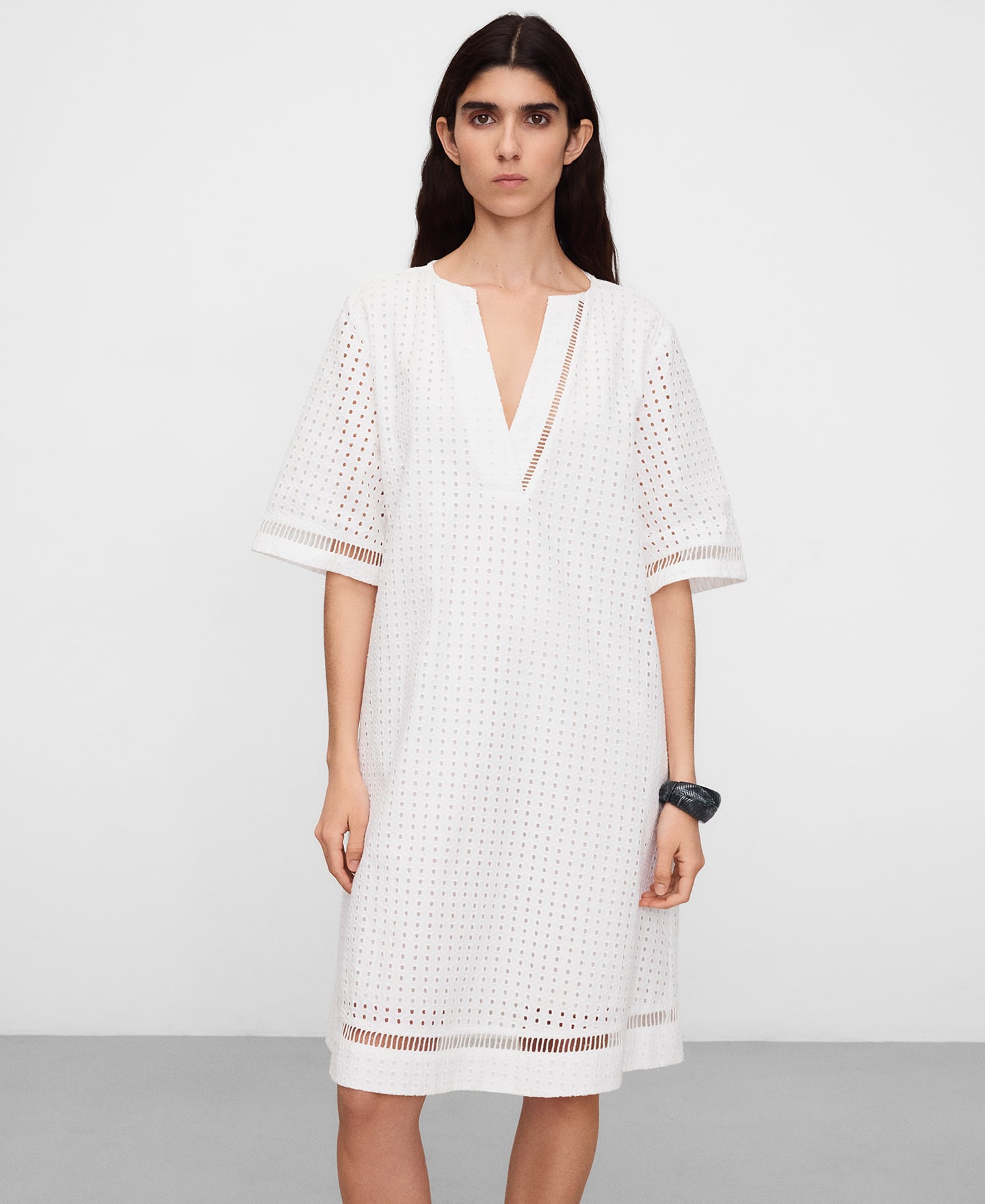 Kurzer Kaftan aus Popeline mit englischer Stickerei image number 0
