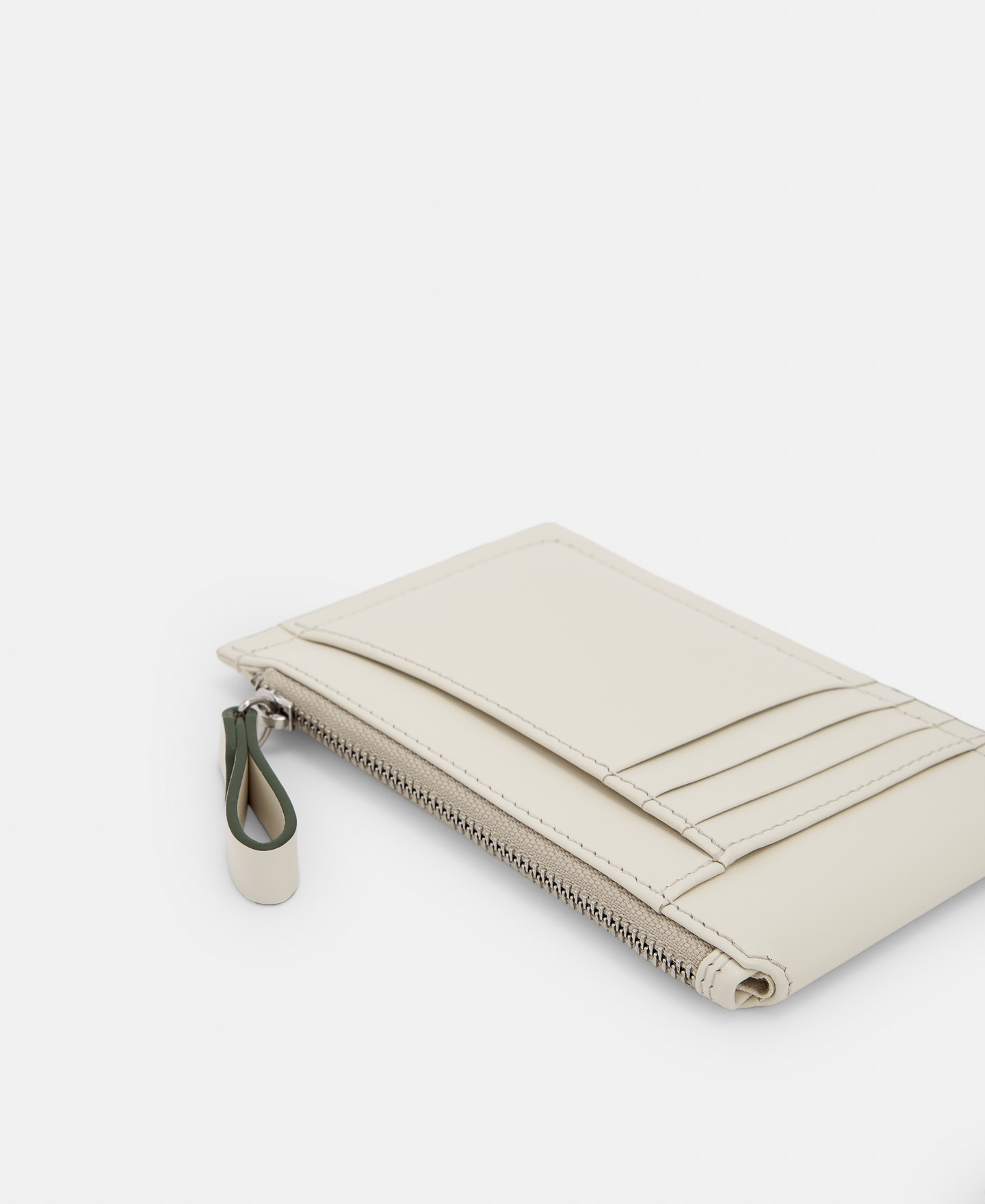 Leather wallet with zip closure image number 1