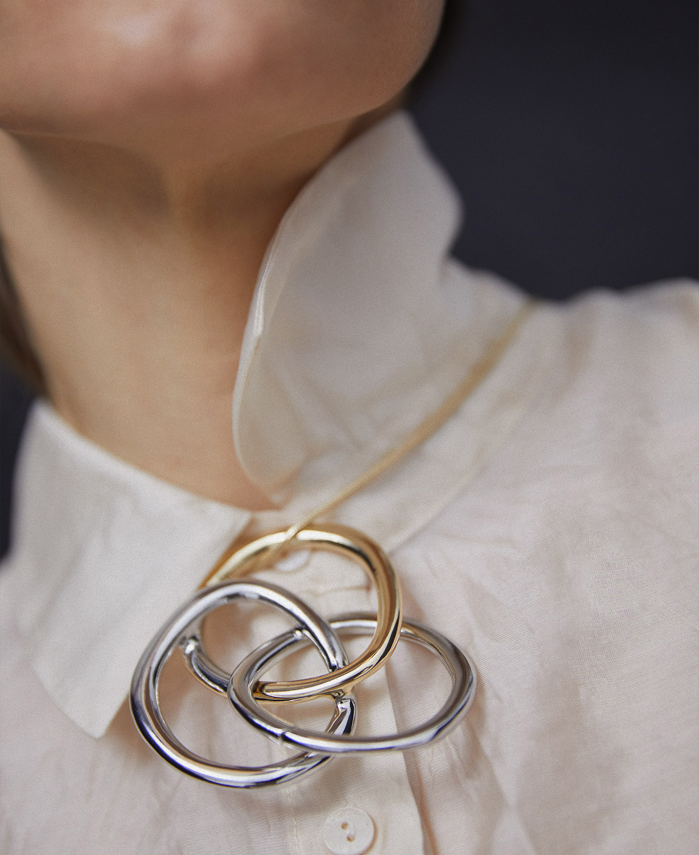 Collar triple aro en zinc image number 3