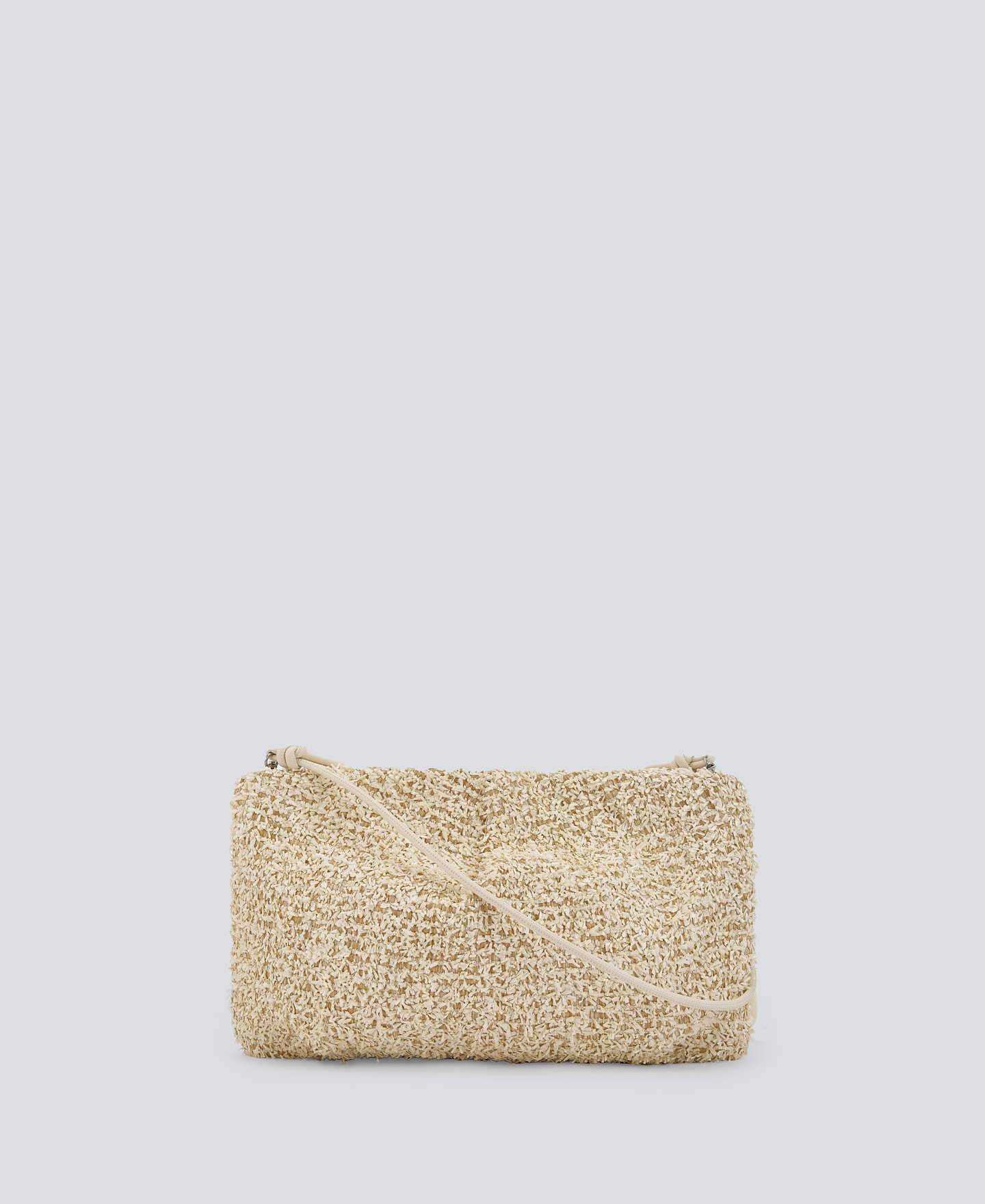 Bolso trenzado con textura mujer image number 1