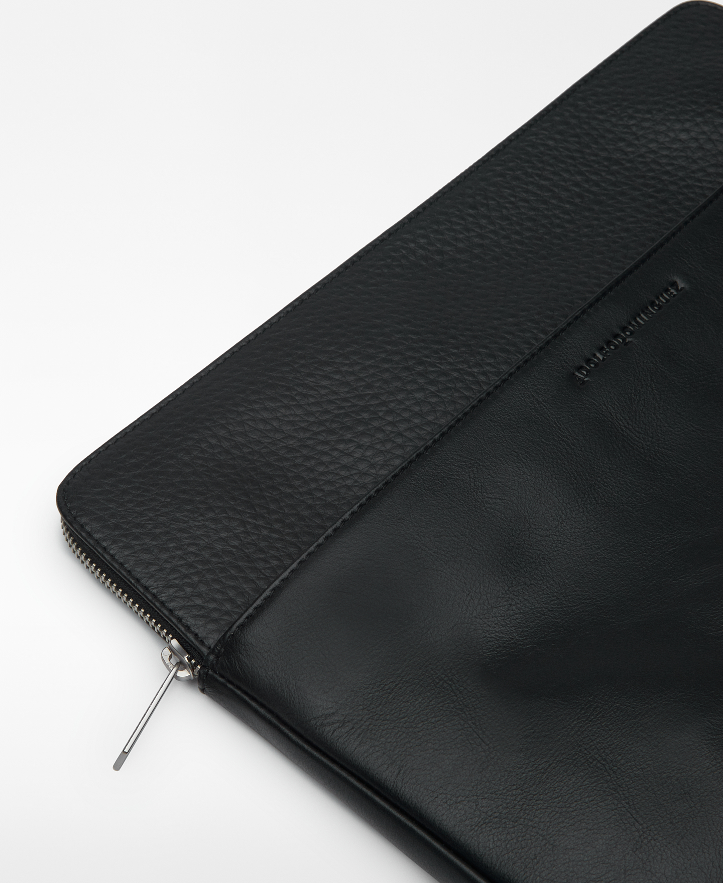 Black leather laptop sleeve case man image number 1