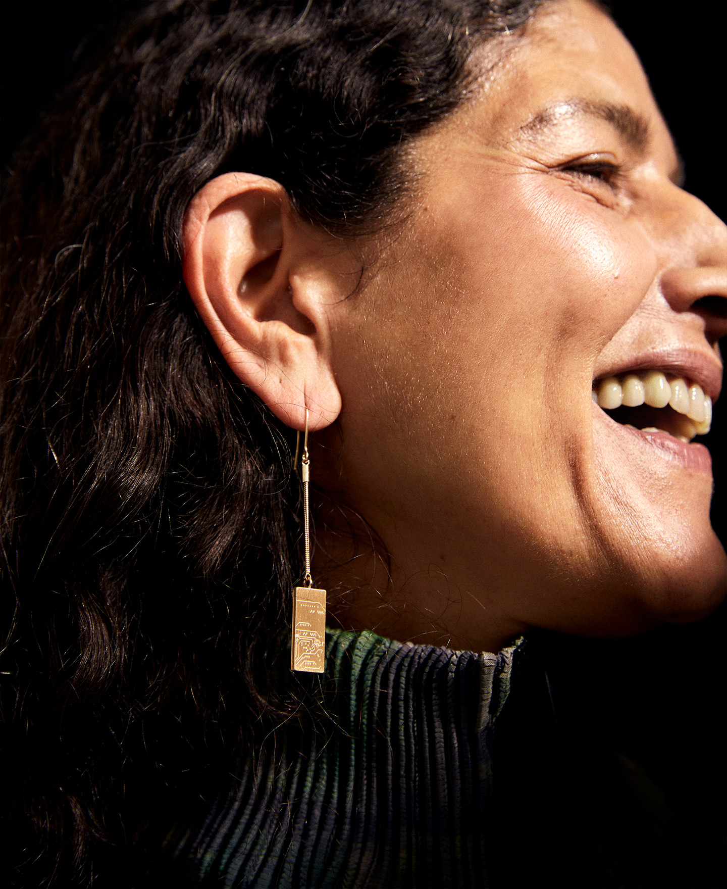 Author's engraved dangling earrings image number 3