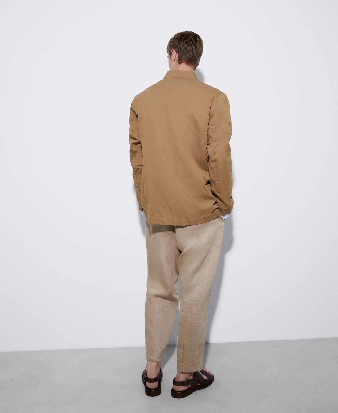 Mandarin collar four button blazer image number 2