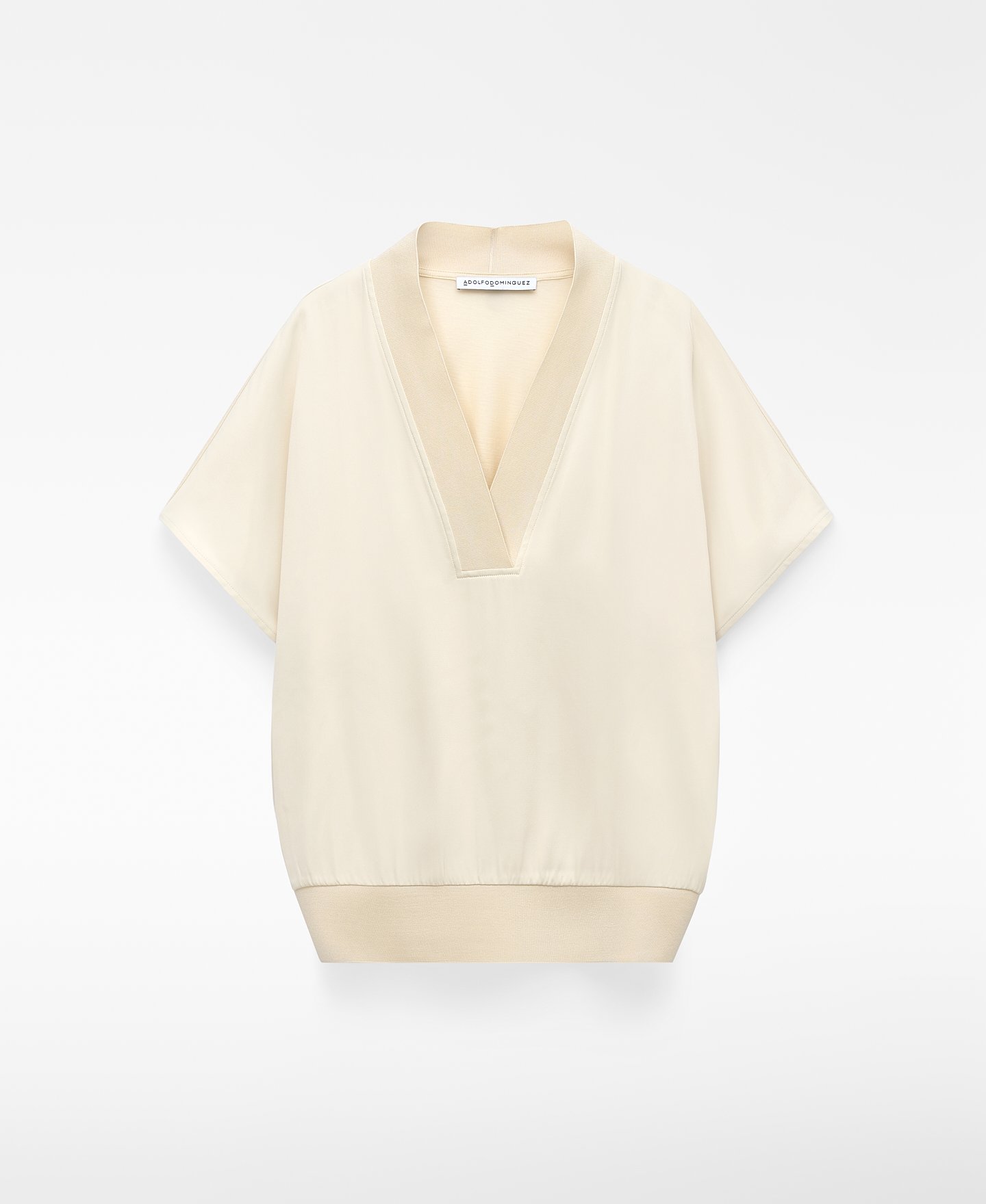 Double-fabric V-neck T-shirt image number 4