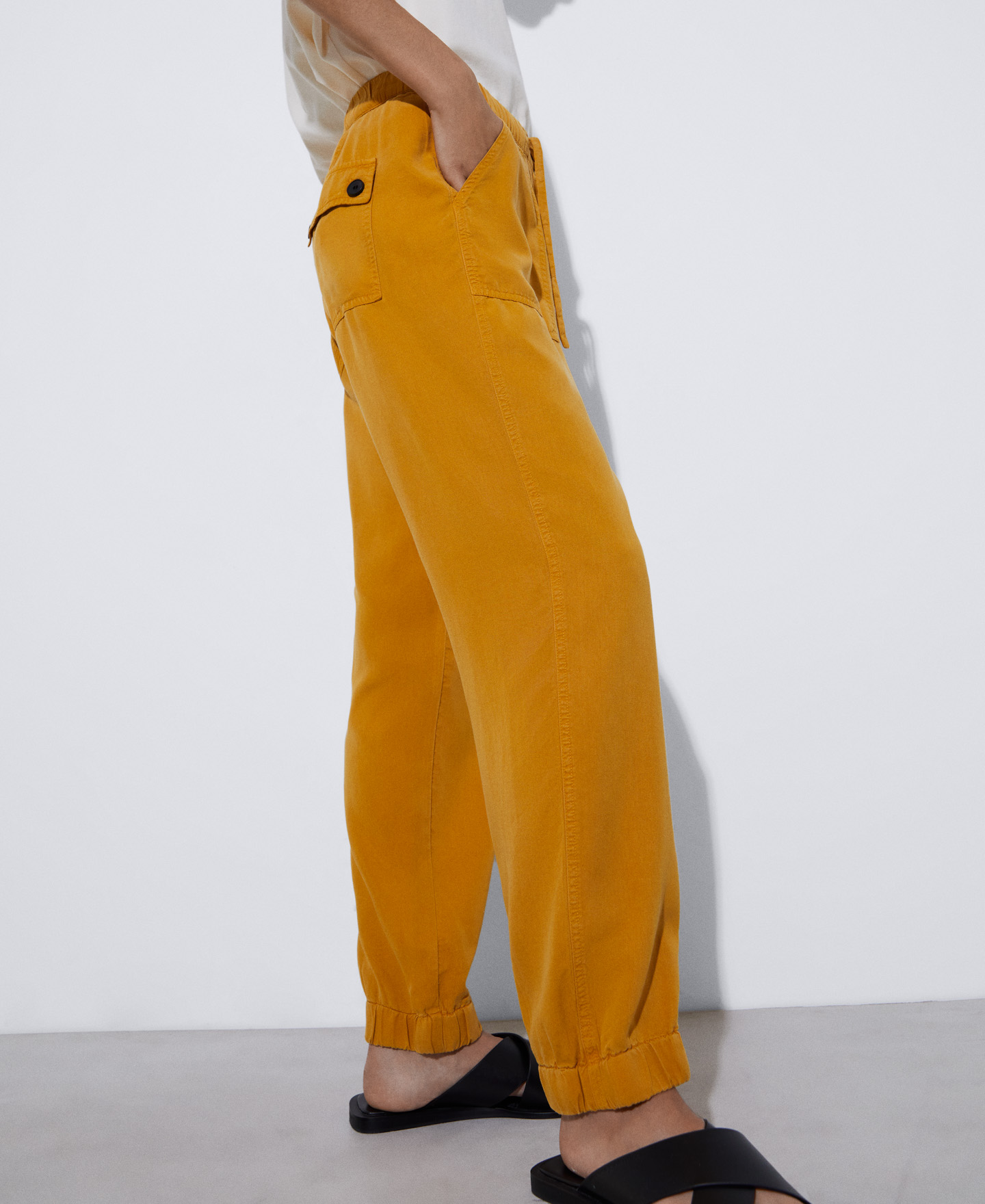 Tencel™ lyocell jogger trousers image number 3