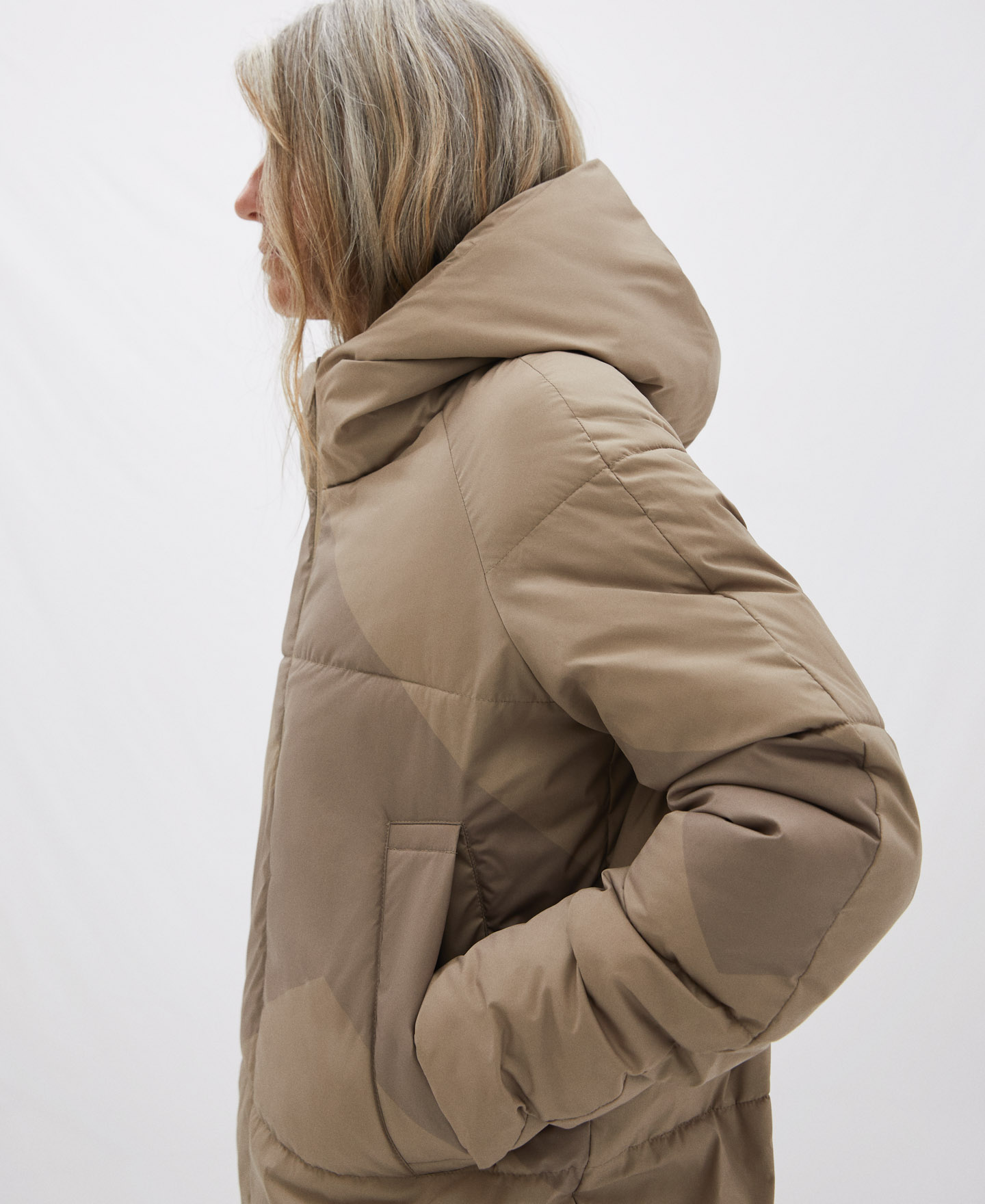 Long manteau matelassé avec imprimé logo image number 3
