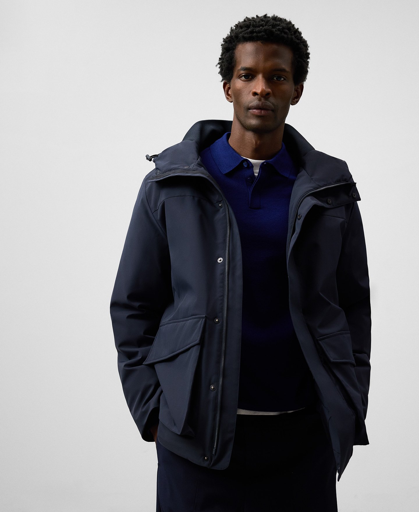 Parka acolchoada com capuz para homem image number 0