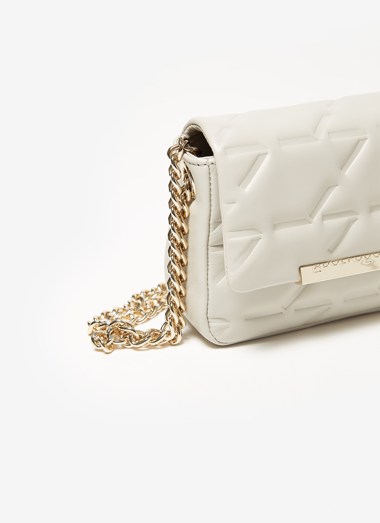 Small quilted leather flapped bag image number 2