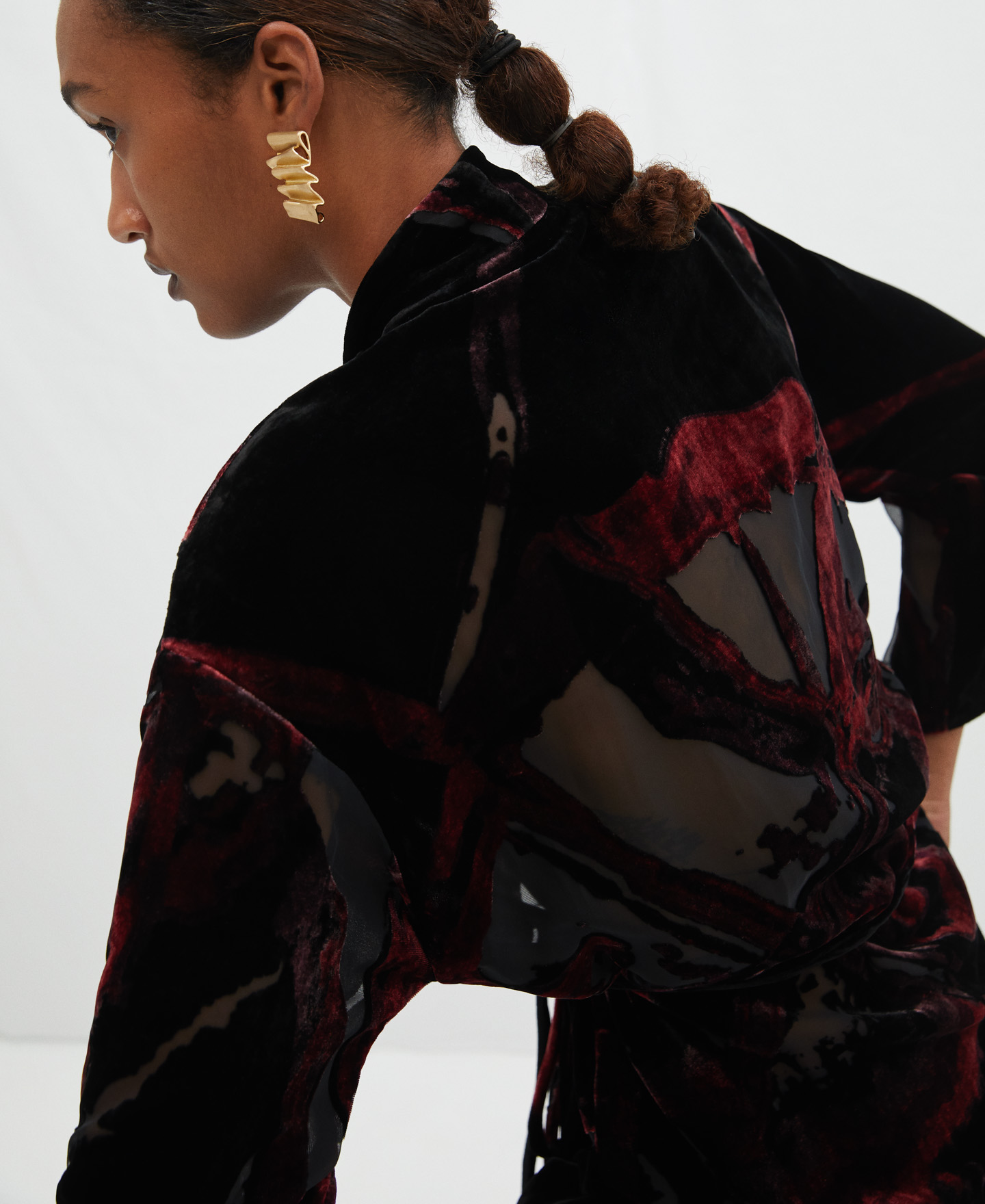 Kimono estampado en terciopelo devorée image number 3