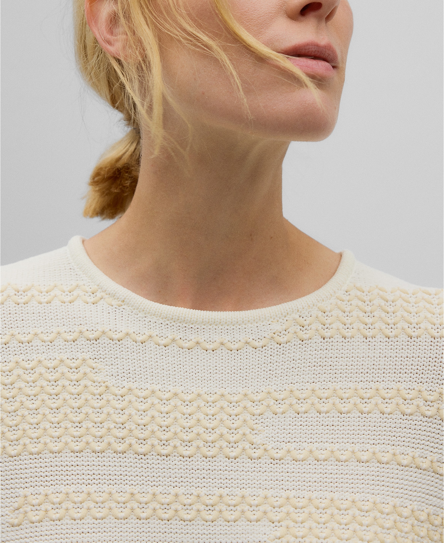 Jersey jacquard crudo mujer image number 3