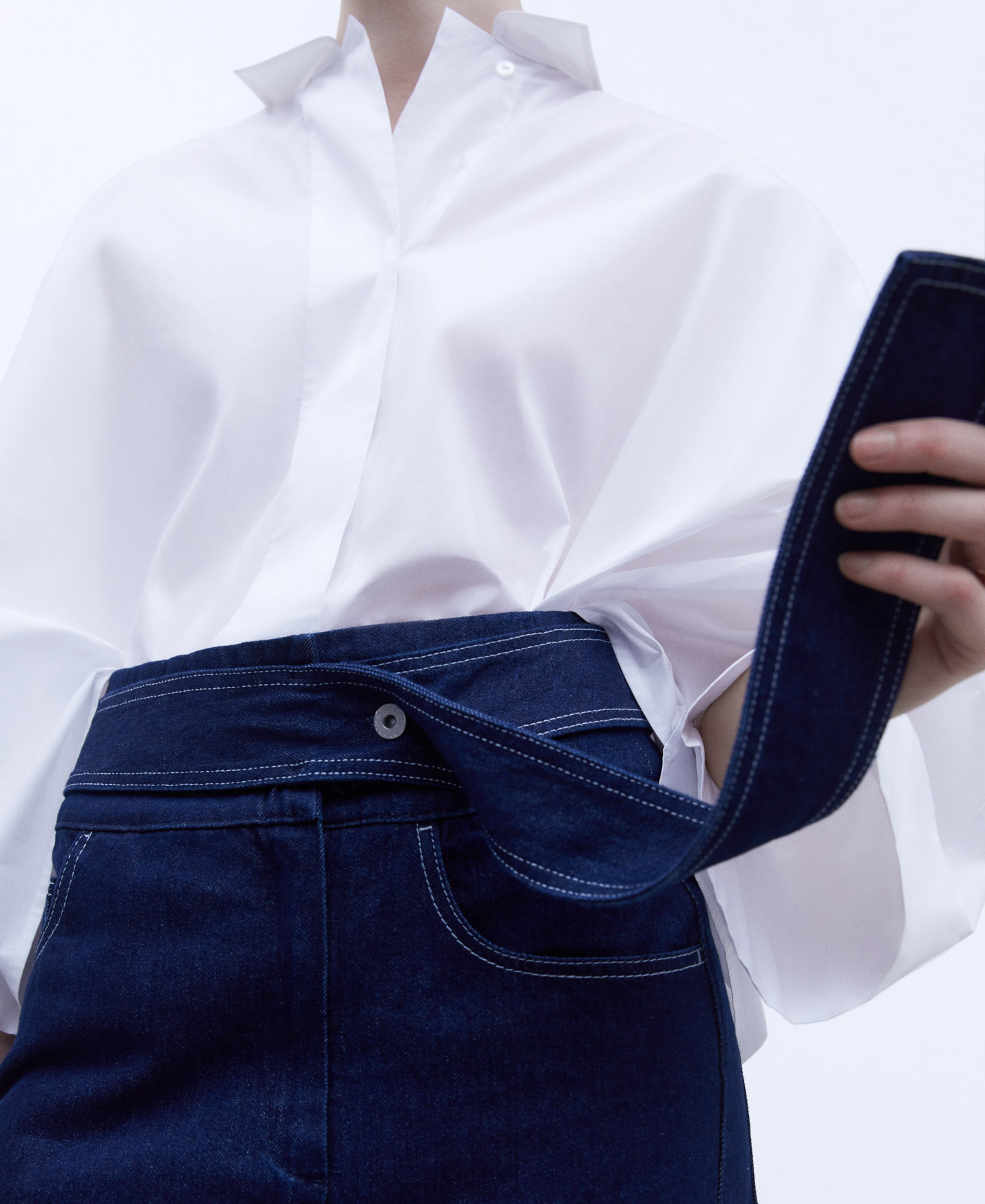 Midi denim skirt image number 3