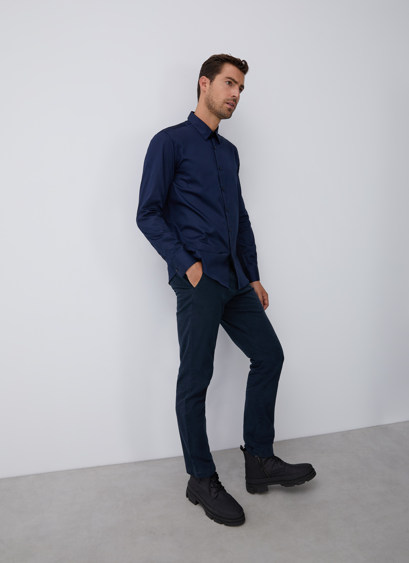 Navy blue cotton shirt image number 3