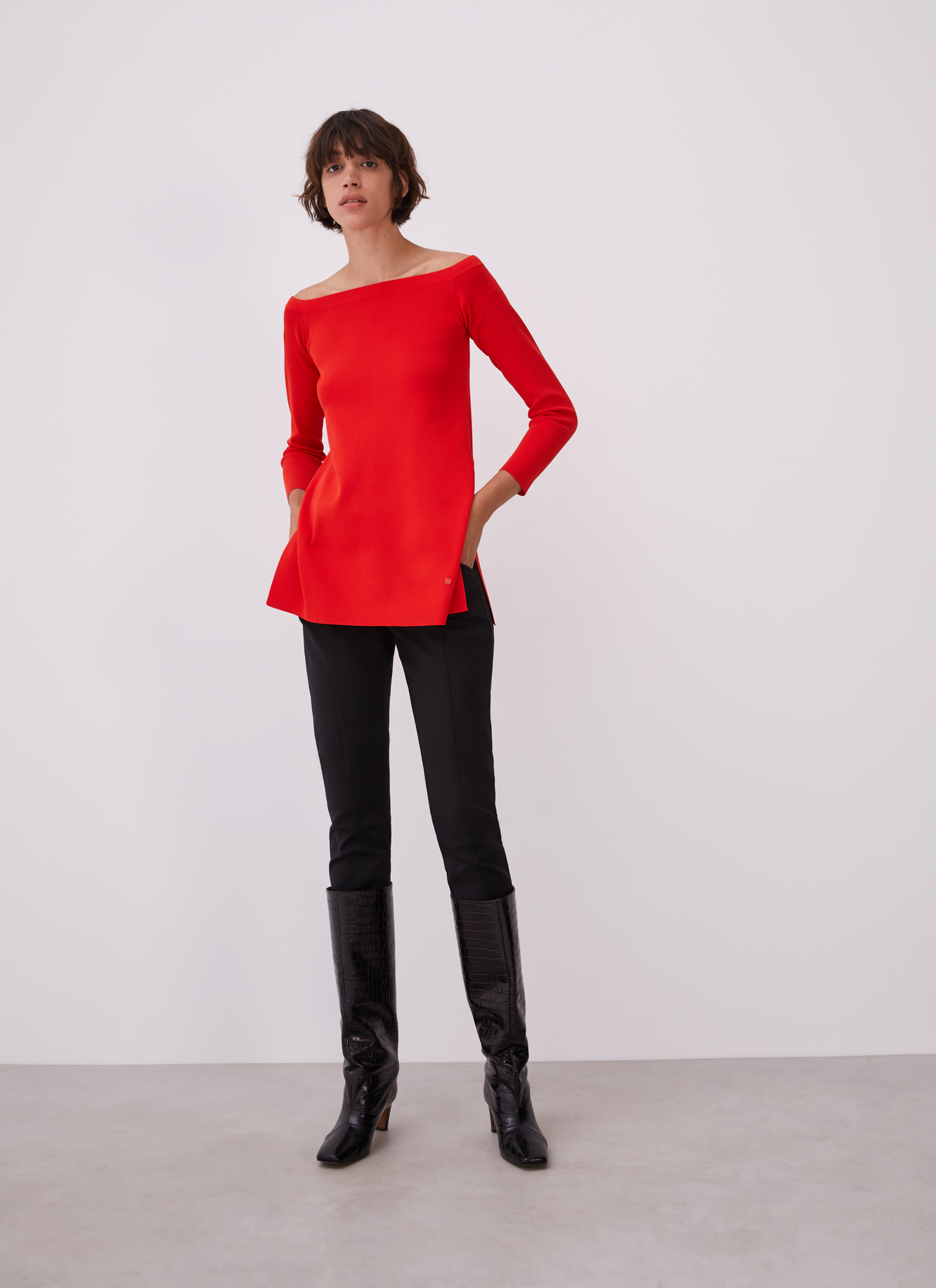 Thick-stretch knit sweater image number 5