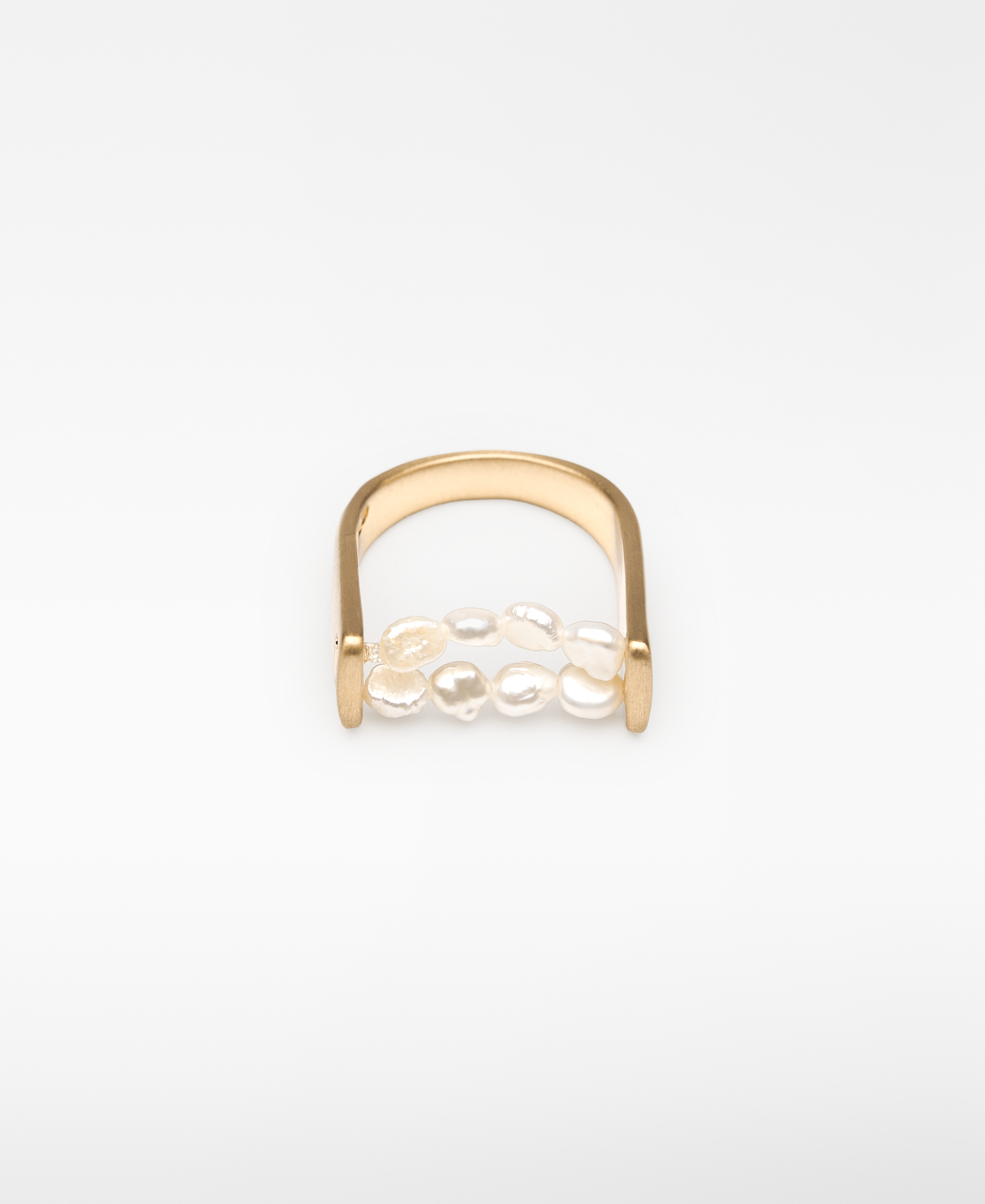 Anillo metálico con perlas mujer image number 0