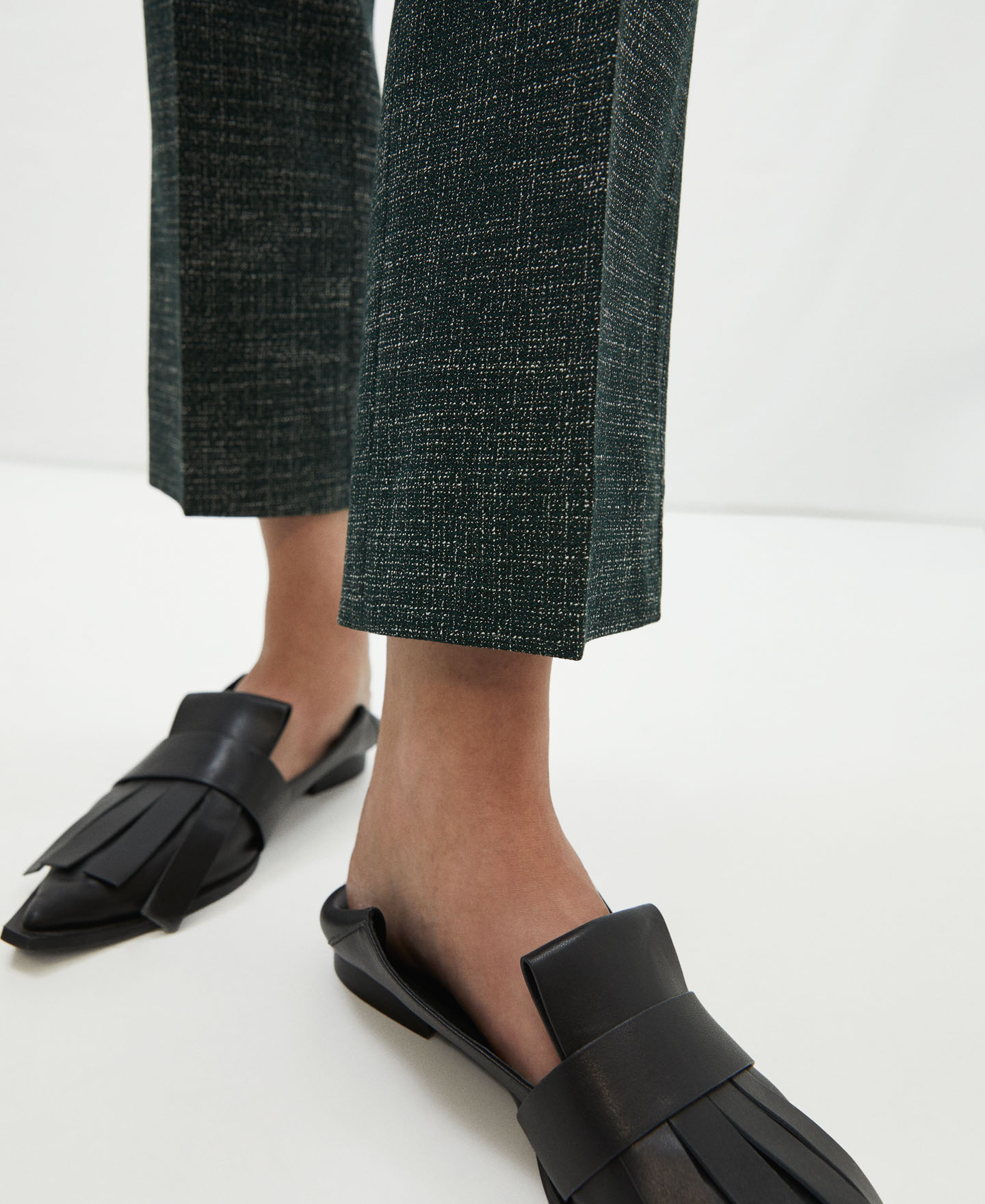 Straight cut stretch trousers image number 3