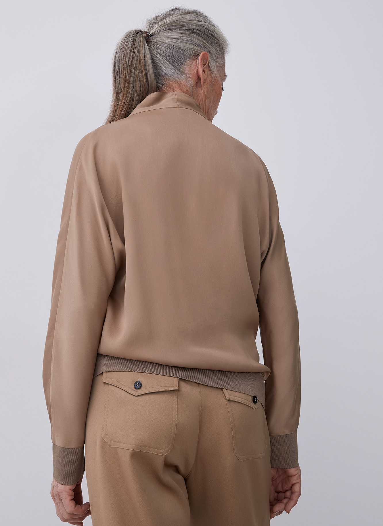 Viscose blouse with elastic hem image number 2