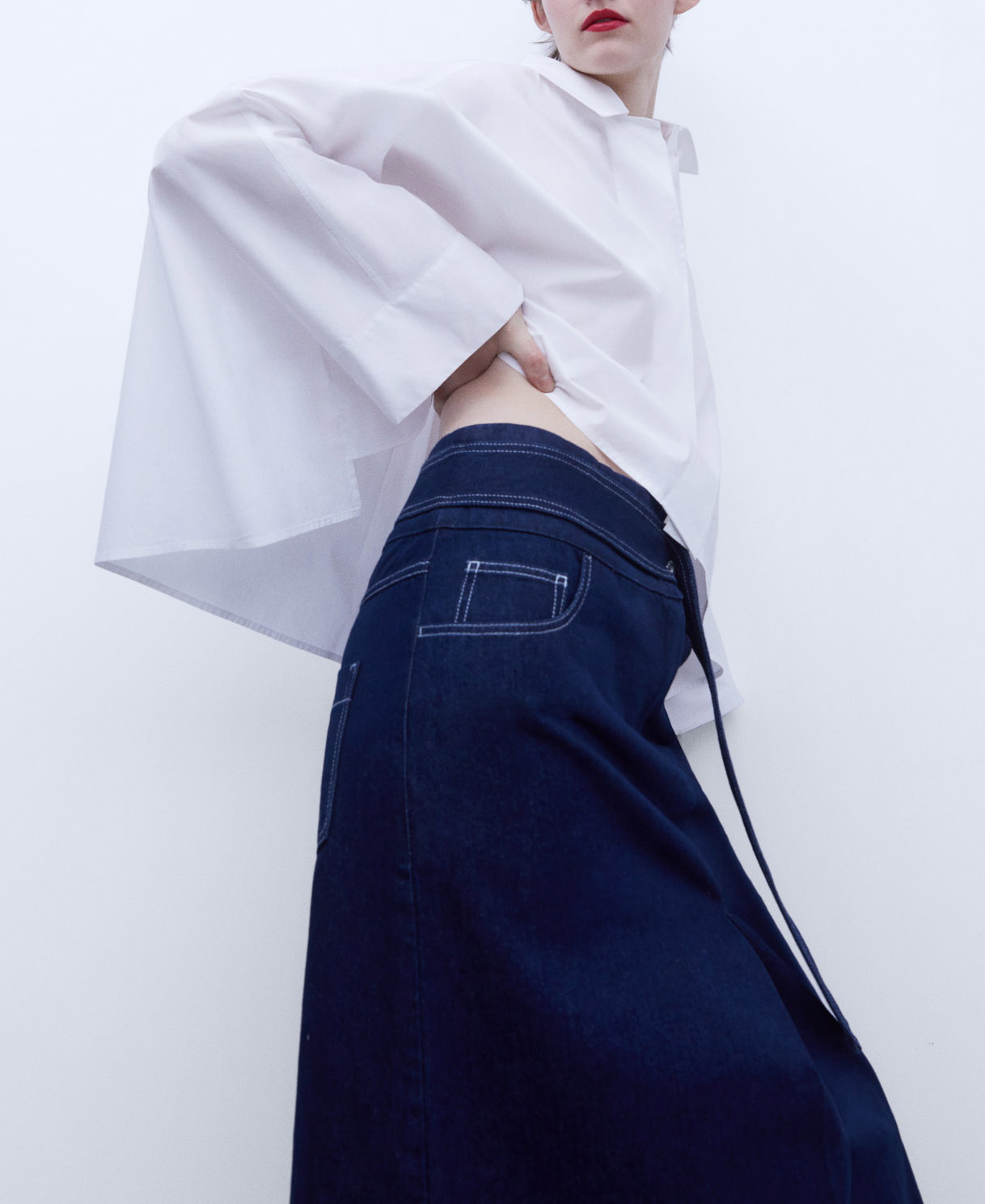 Midi denim skirt image number 4