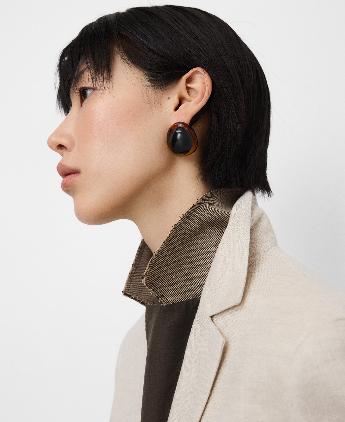 Mixed-fabric tailored blazer image number 4