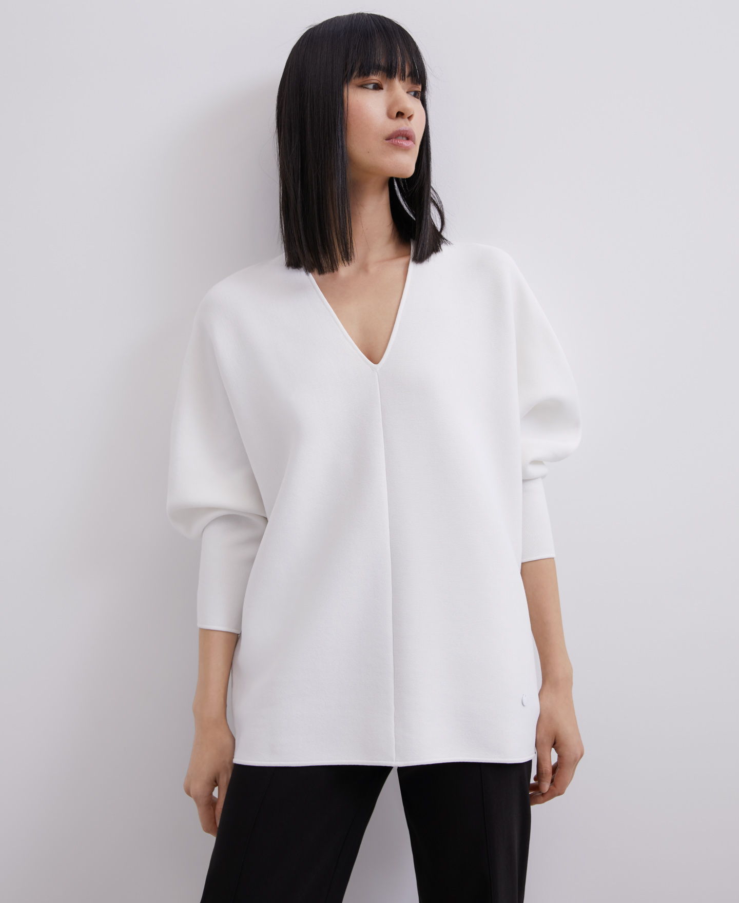 Knit sweatshirt with v-neckline image number 1