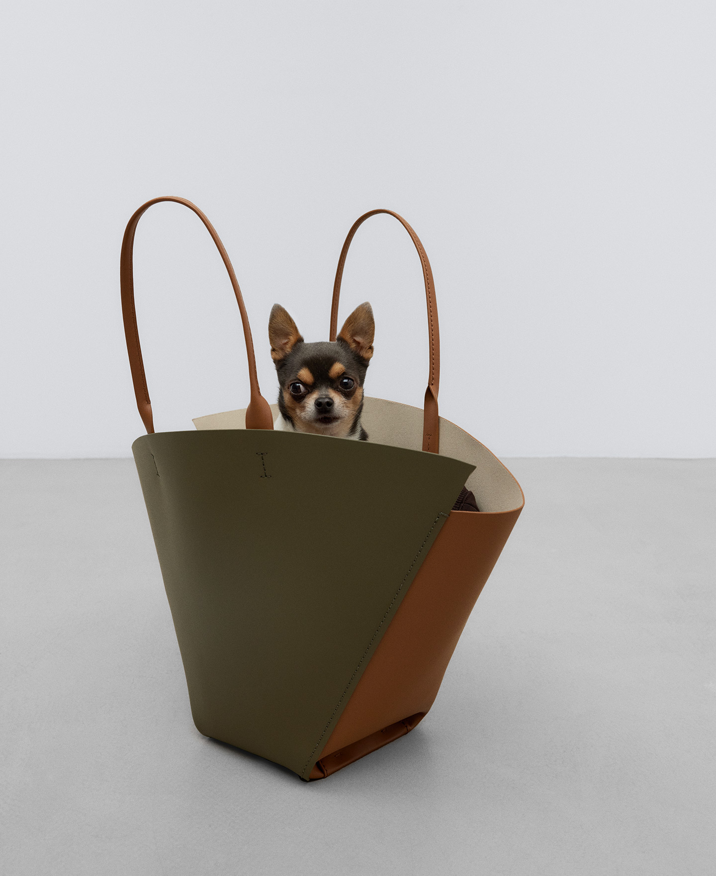 Asymmetric leather shopper bag woman image number 4