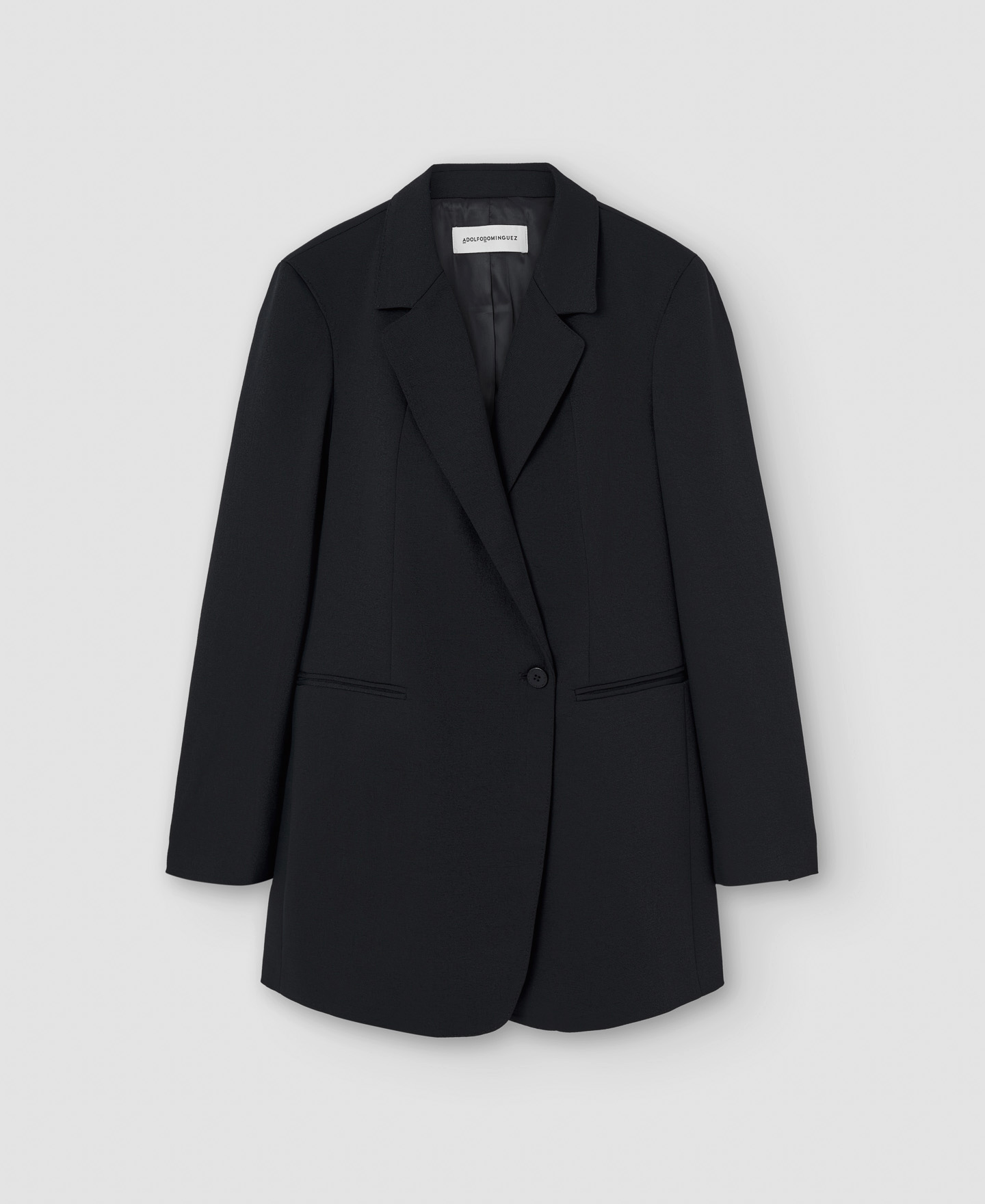 Blazer cuello solapa con botón lateral image number 4
