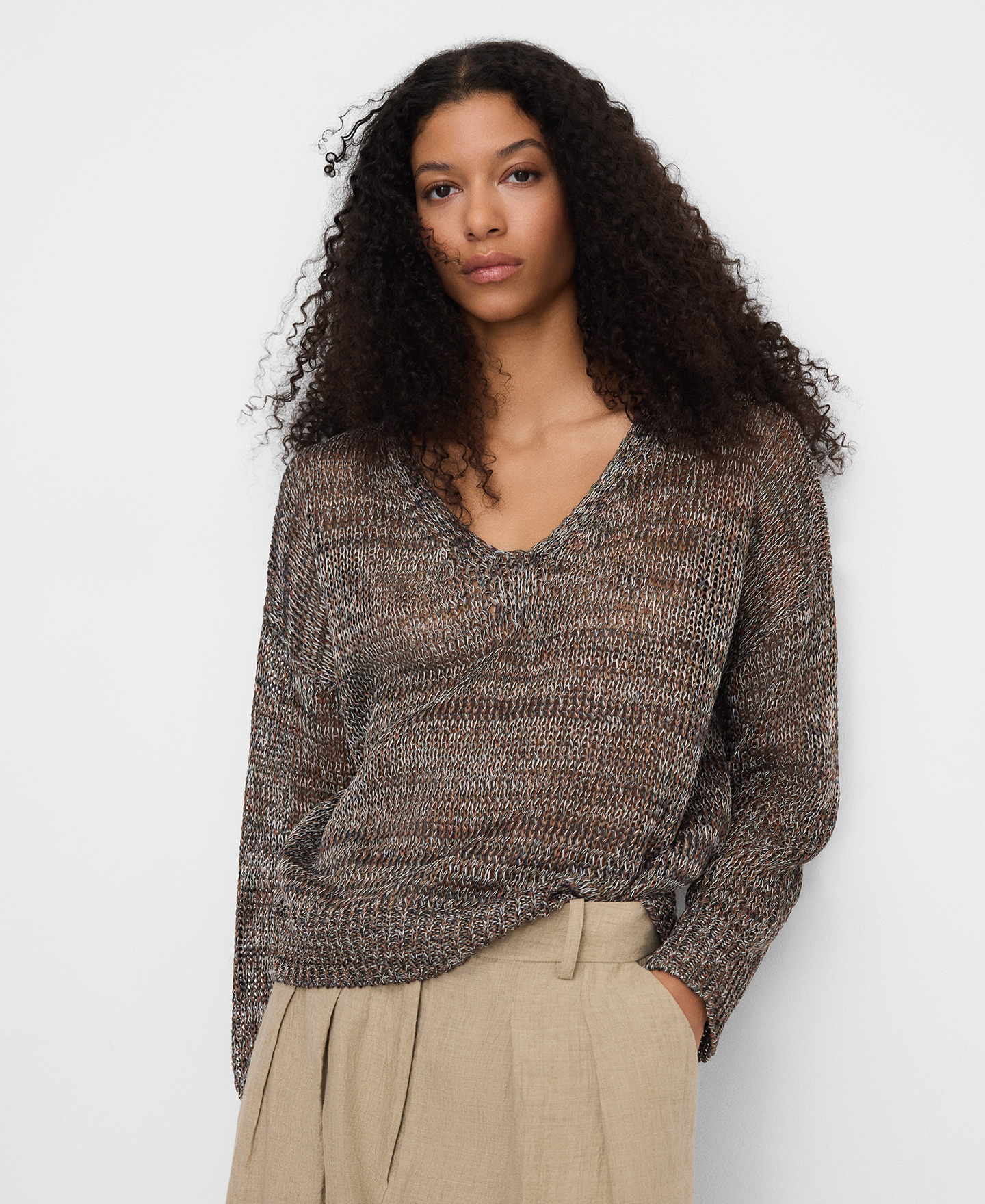 V-neck melange knit sweater image number 0