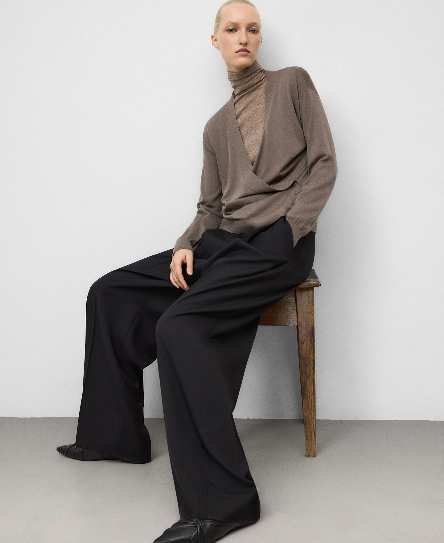 Merino wool wrap cardigan woman image number 0