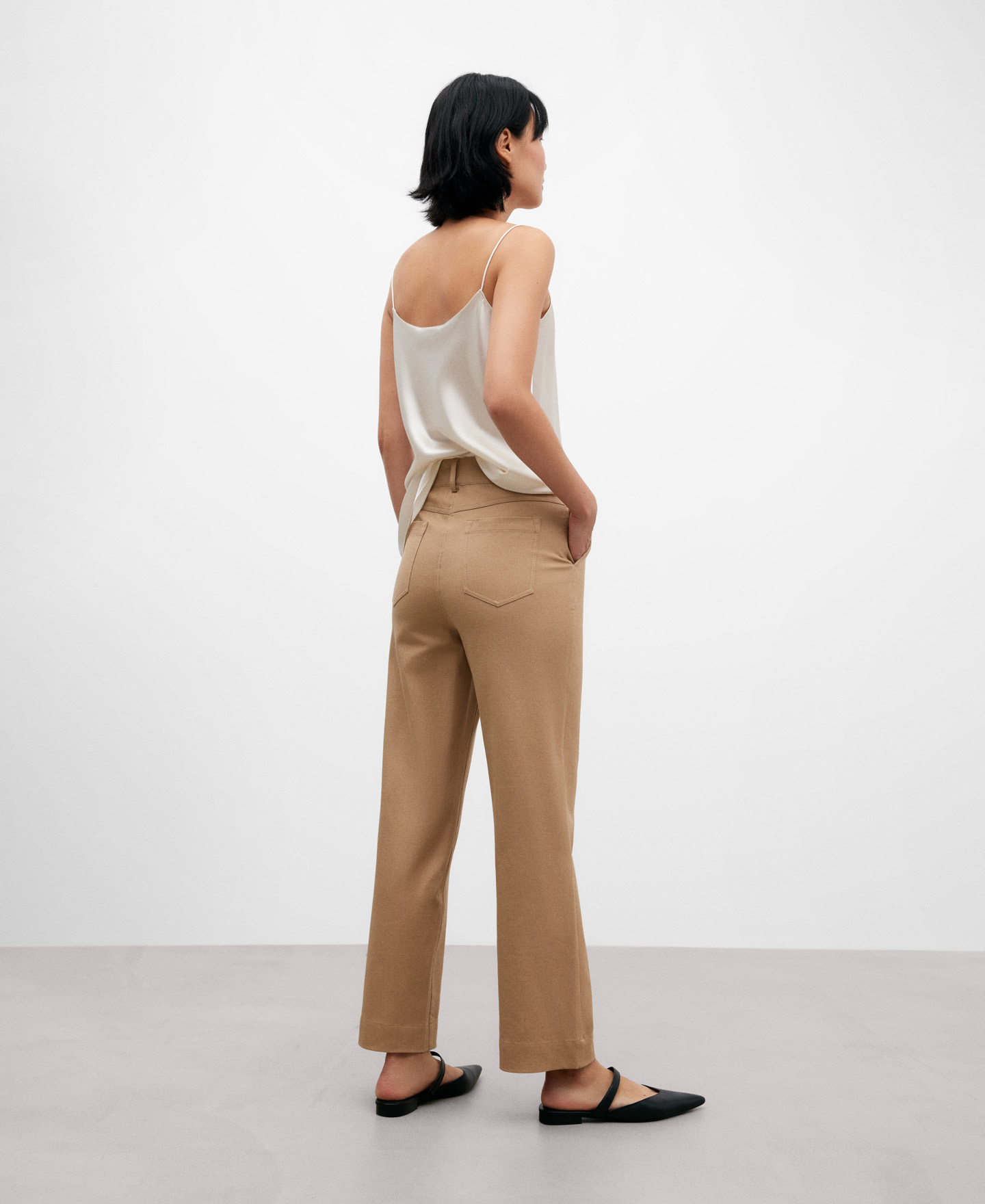 Pantalón recto slim fit image number 2