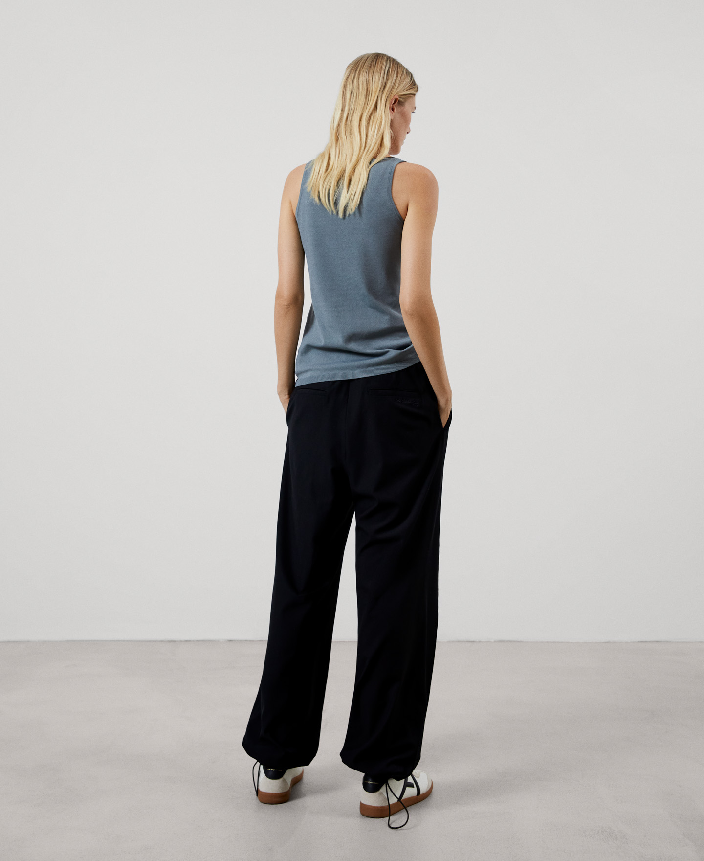 Recycled nylon round neckline top image number 2