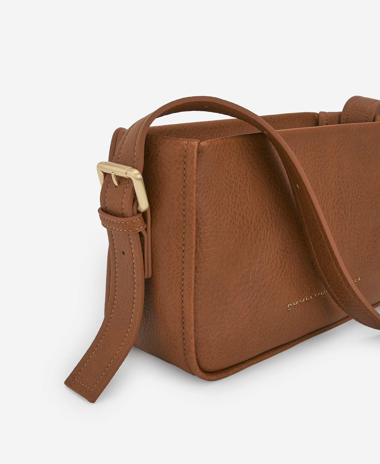 Medium shoulder bag grain texture women image number 3