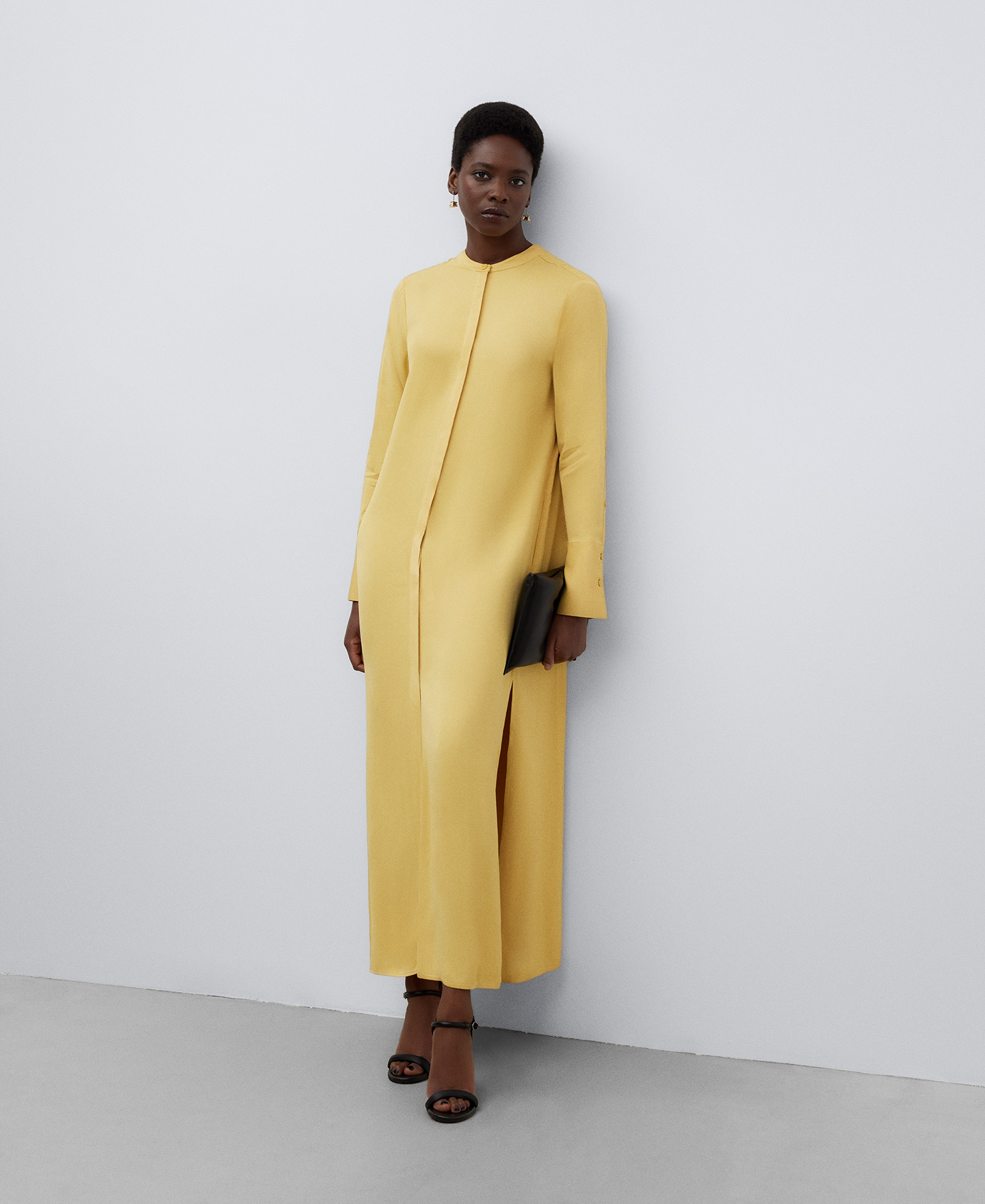 Vestido largo amarillo mujer image number 1
